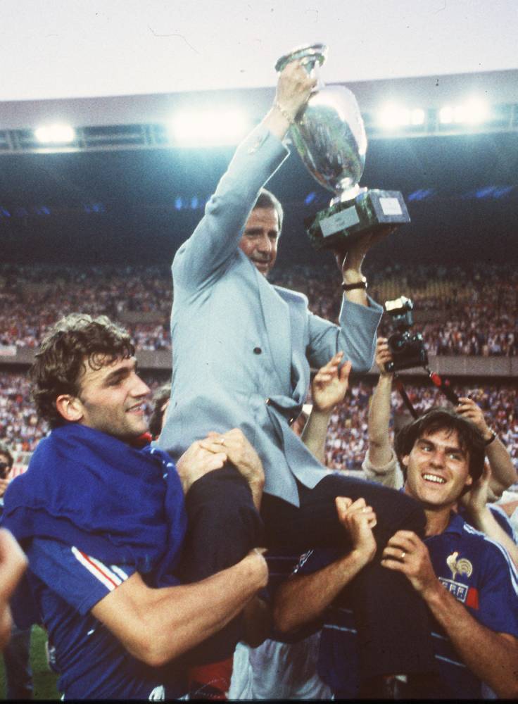 Ancien Fanion Football Championnat d'Europe 1984 En France EURO 84
