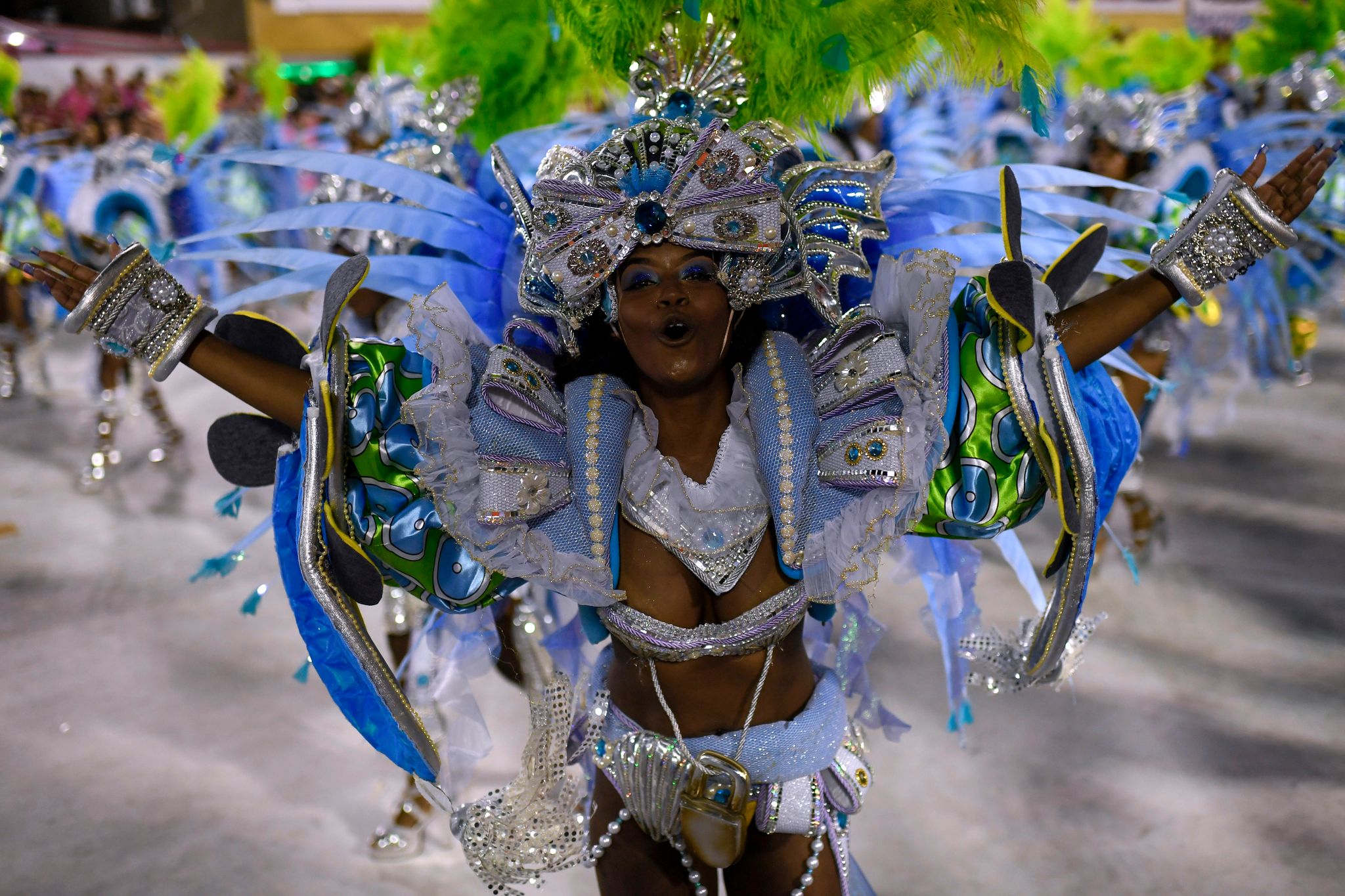Coiffe Samba à plumes - carnaval de Rio