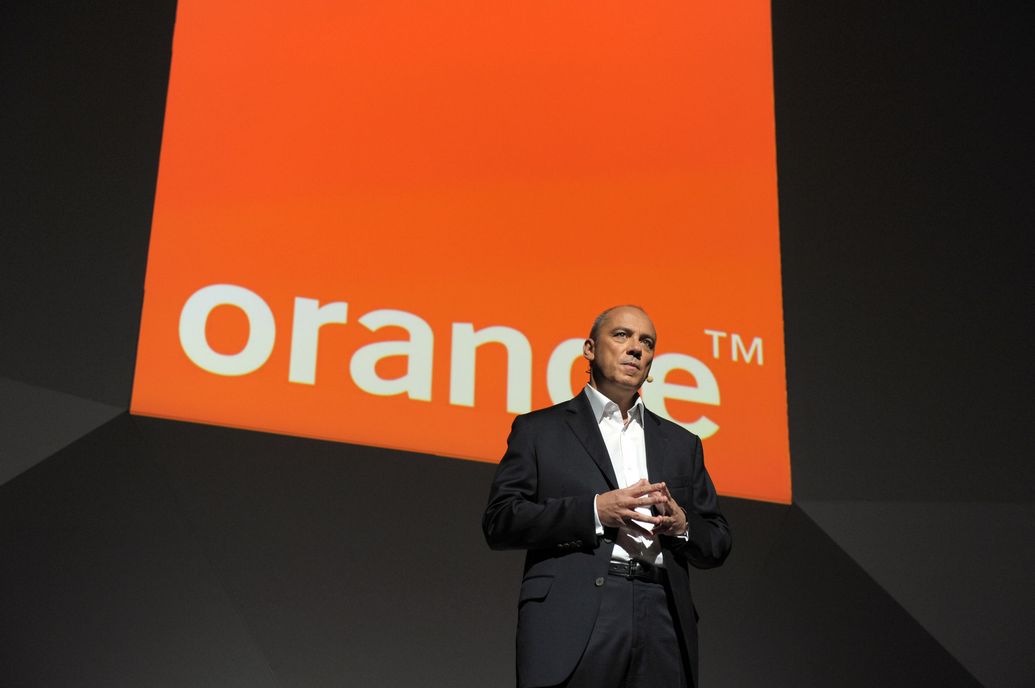 Orange prépare une clé HDMI pour concurrencer le Chromecast de Google