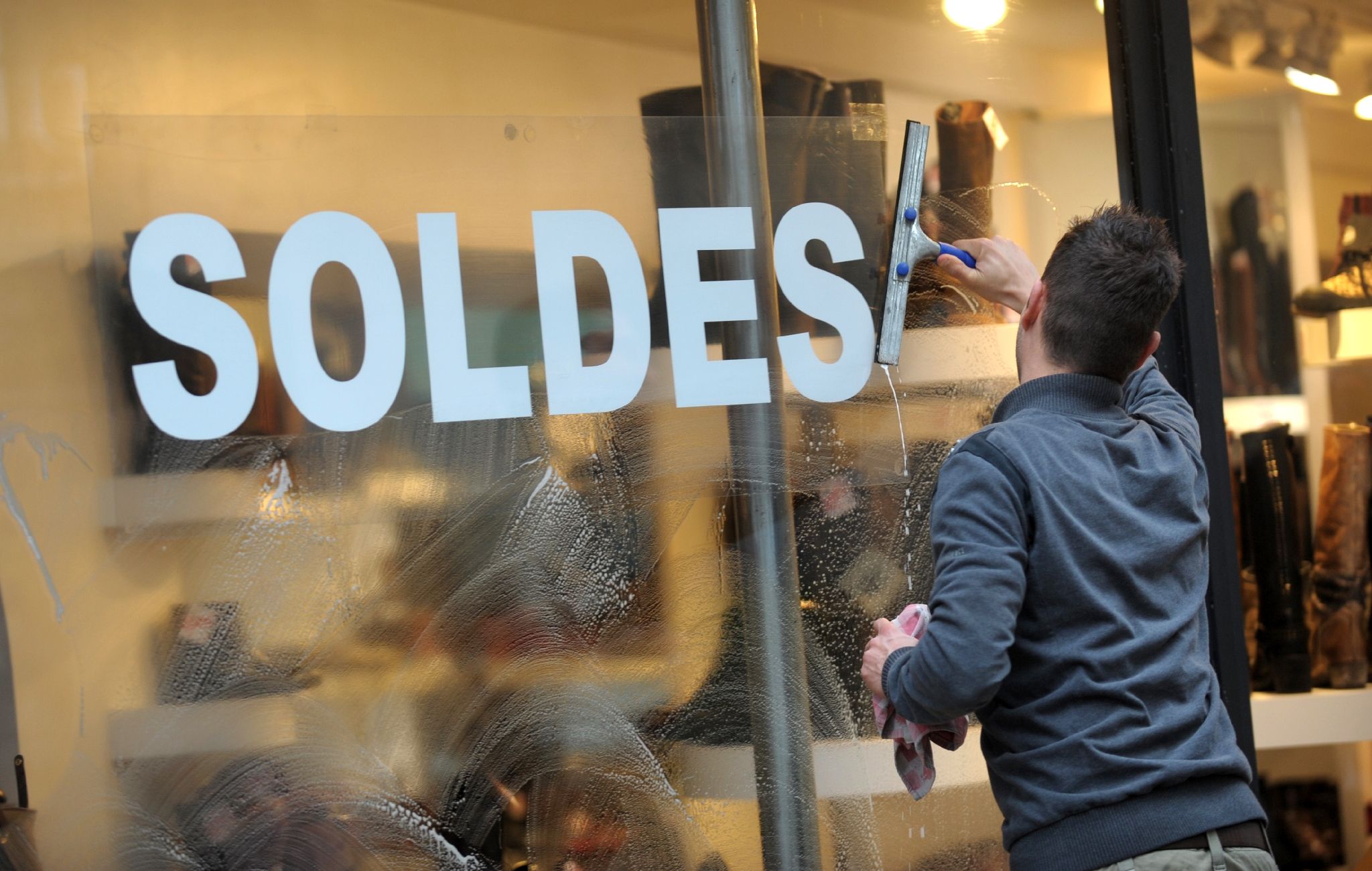 refuse d'afficher le mot soldes sur son site mais le