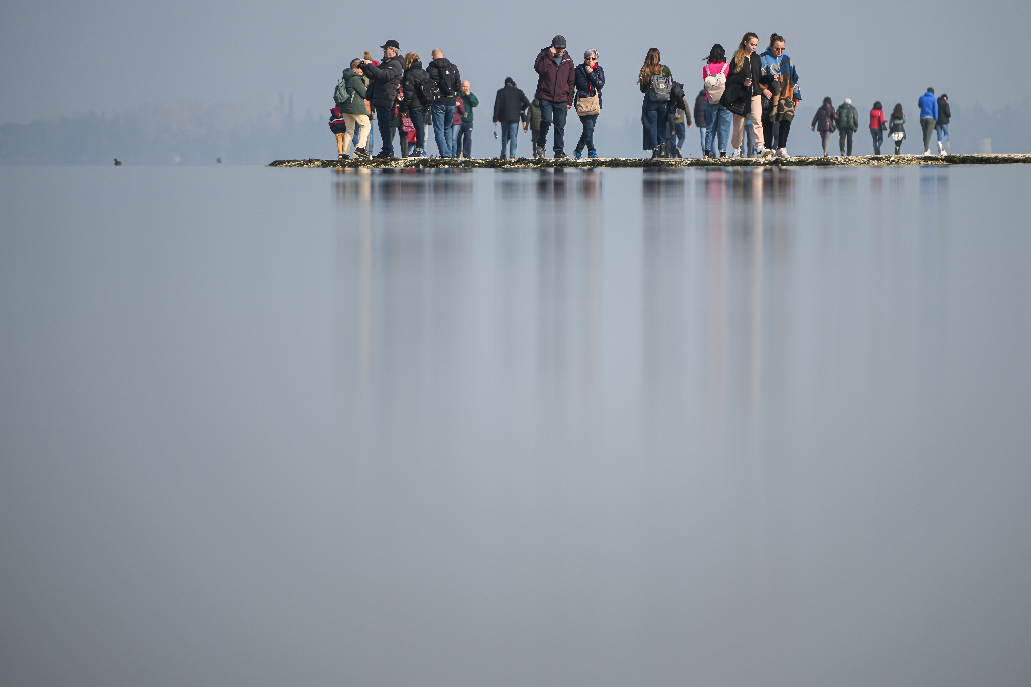 Calcaire oolithique, Lac de Garde, Italie.