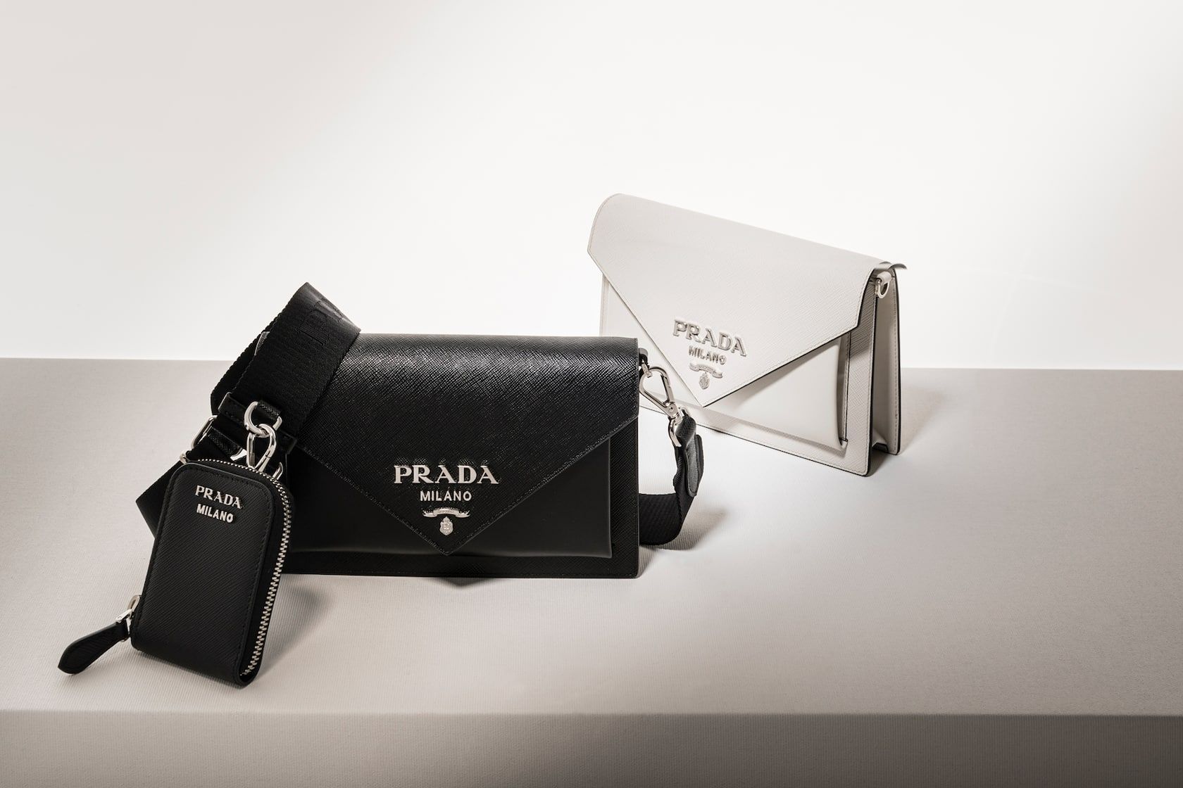 Prada loves Printemps - The new pop-up - GRA