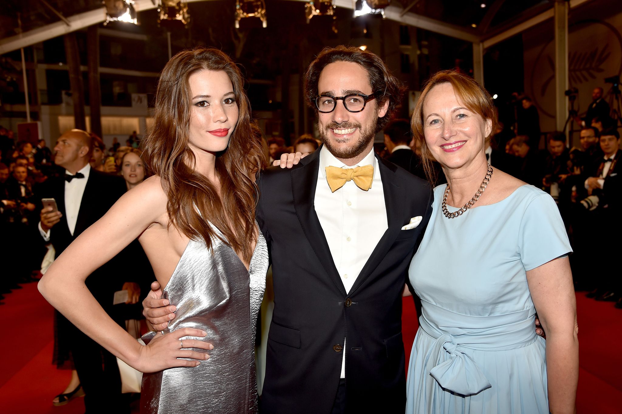 Qui Est La Compagne De Julien Pasquet Qui est Emilie Broussouloux, au bras de Thomas Hollande à Cannes? -  L'Express