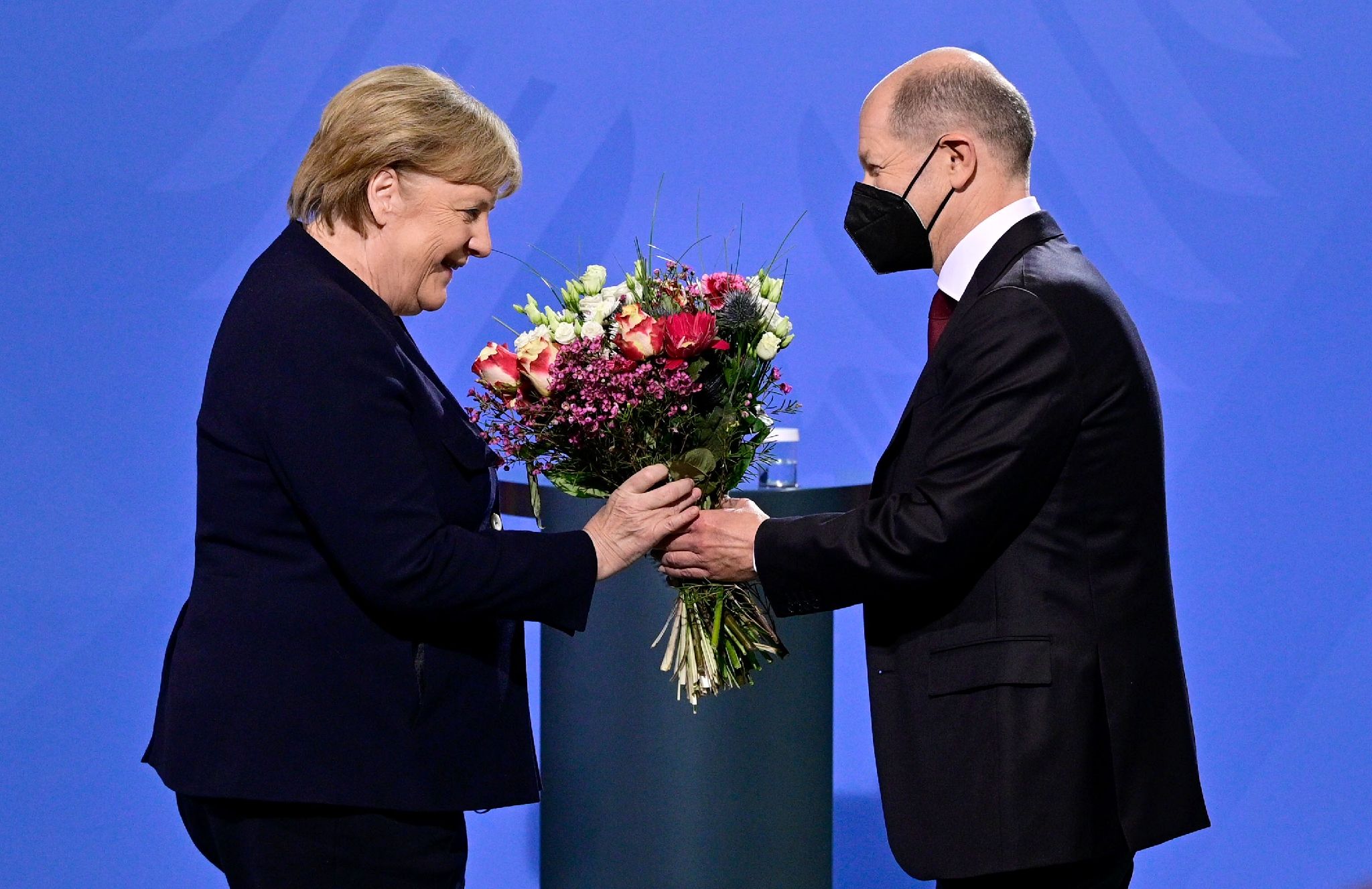Marion Van Renterghem : Angela Merkel, la dernière séance – L'Express