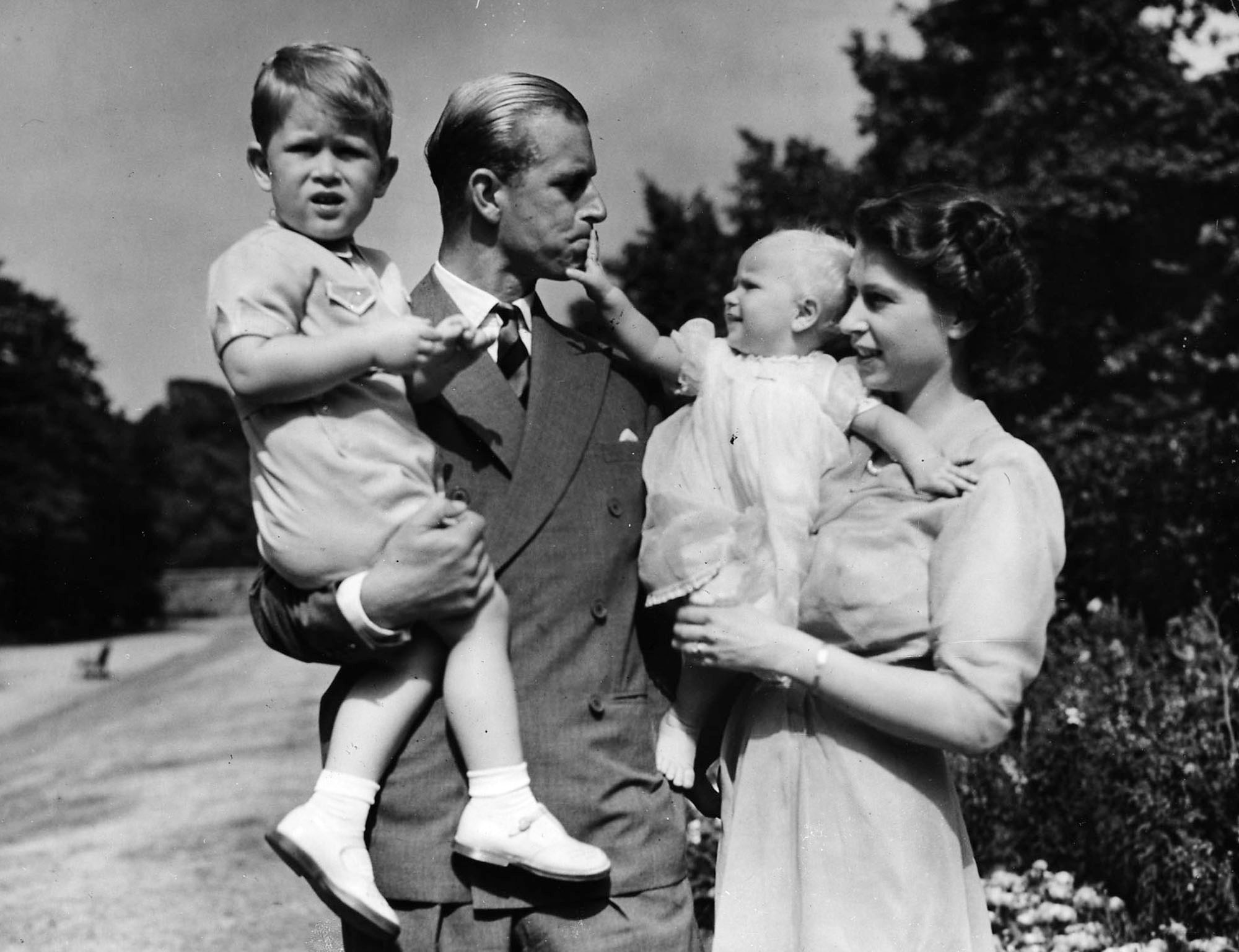 Prince Philip Jeune Prince Philip, une vie de roi – Libération