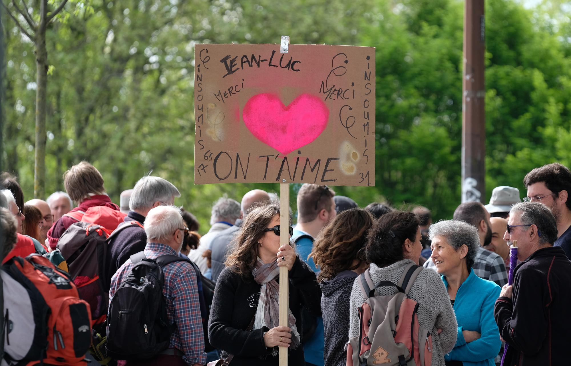 Insoumeetic Le Groupe Facebook Des Rencontres Insoumises Liberation