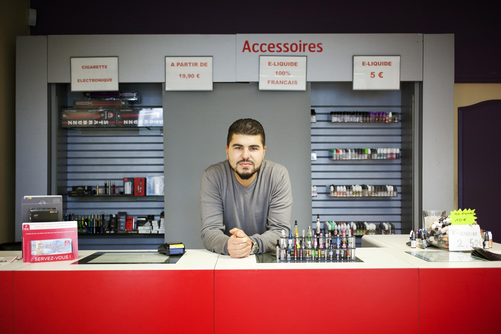 Kebab et cigarette lectronique:  Amiens, deux commerces pour un couple   Libration