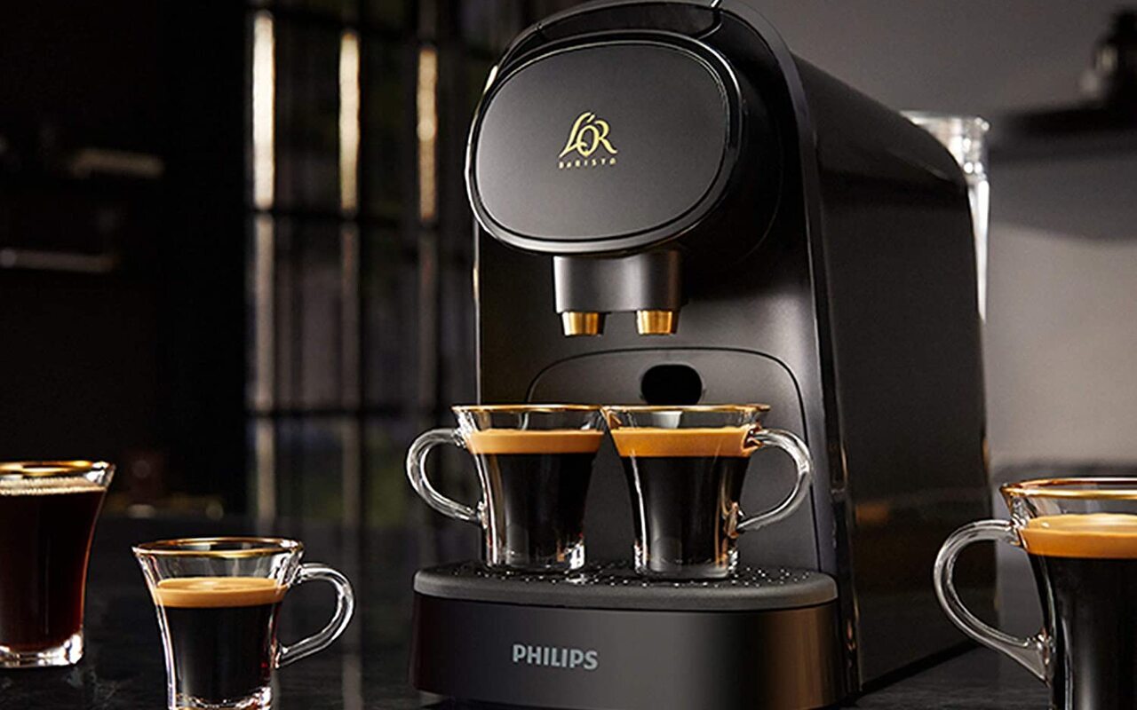 Cette machine à café de la marque Philips est actuellement à -40