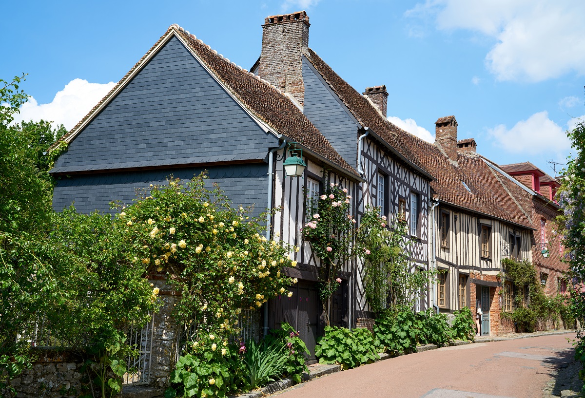 Le peintre français Henri Le Sidaner a créé un magnifique jardin dans la commune de Gerberoy (Oise) à partir du début du XXe siècle. Copyright (c) Martial colomb/Istock.