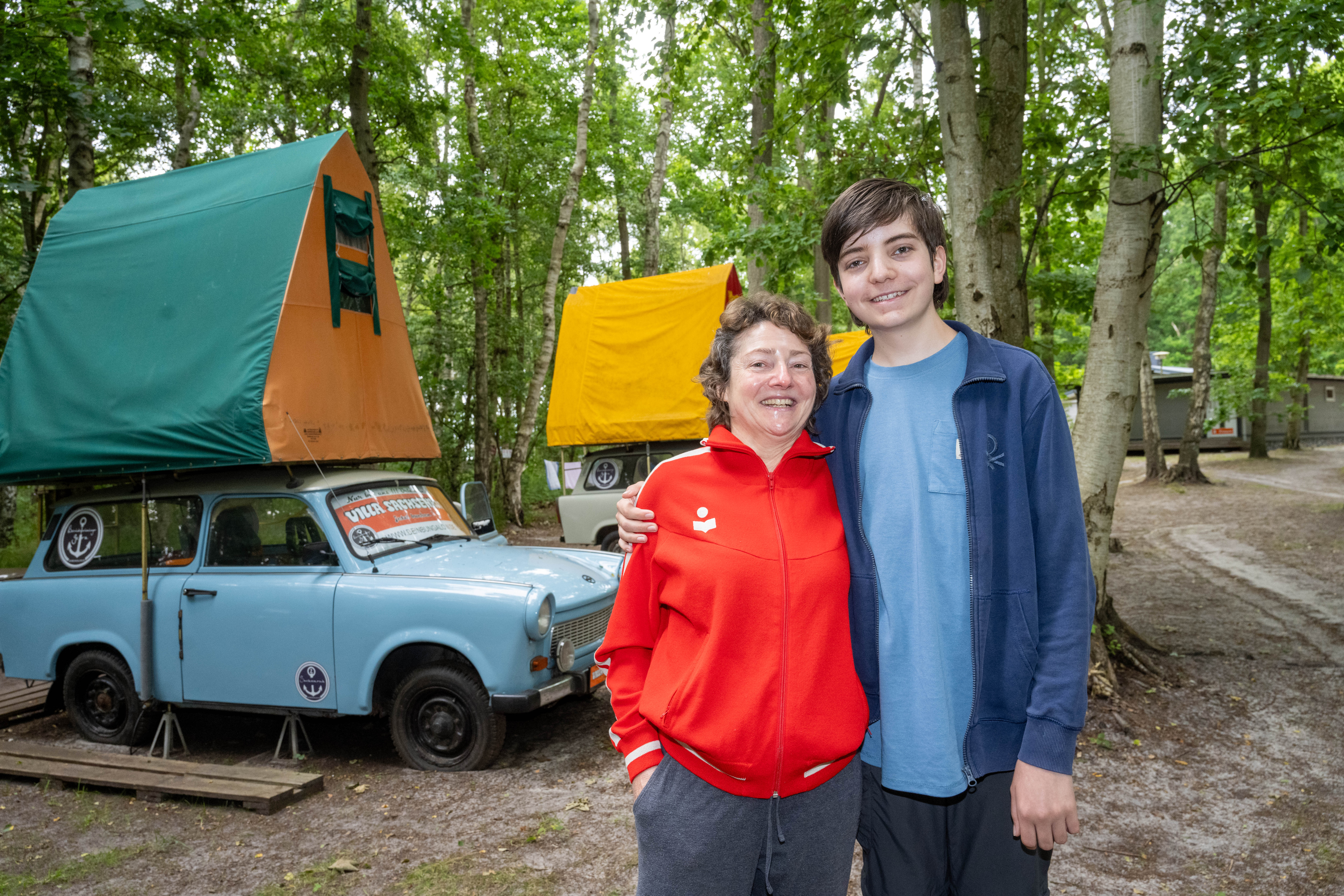 shirt camping CAMPING IS IN-TENTS T-SHIRT  Tilly Rey
