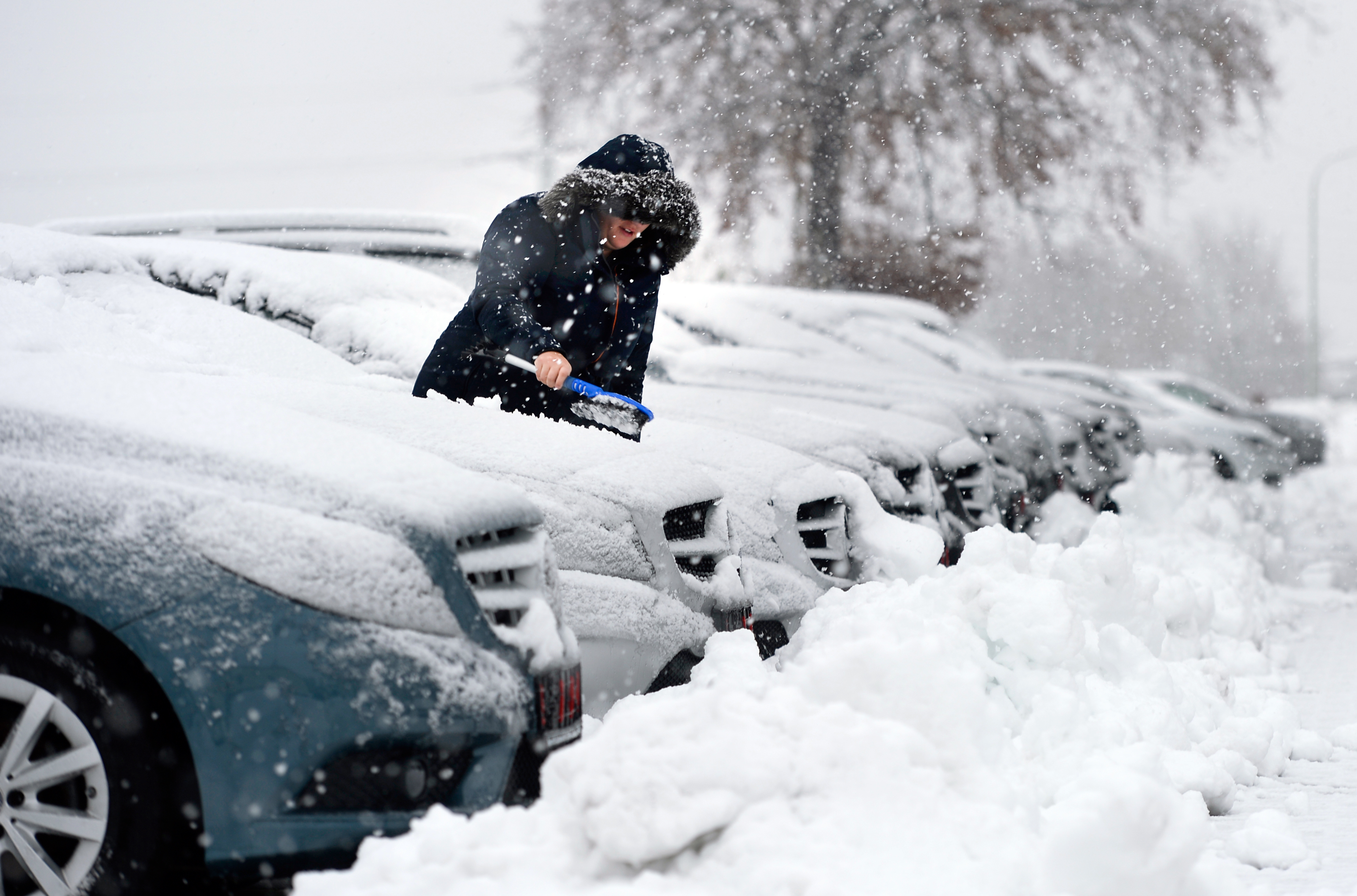 Schnee und glatte Straßen sorgen für zahlreiche Unfälle