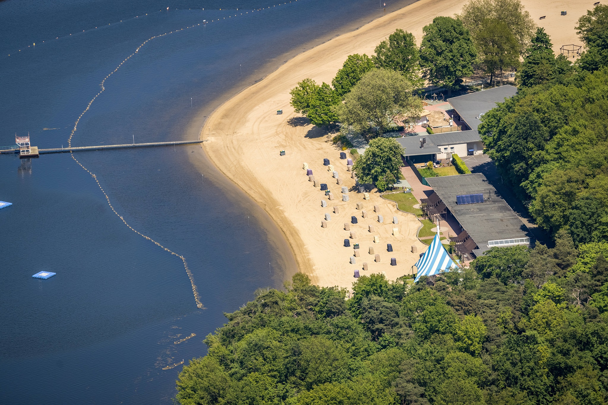 Sandstrand wie am Meer: Diese 10 Badeseen in Deutschland sind besonders  schn