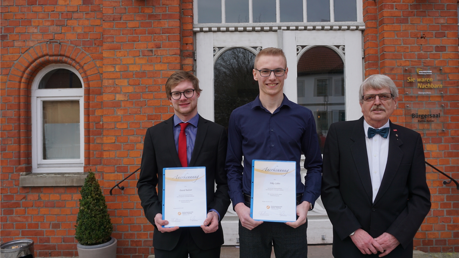 42 Gesellen erhielten ihre Zeugnisse