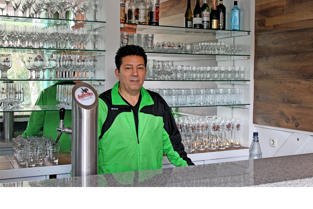 Yosh ayolning qinining onlayn porno tekshiruvi