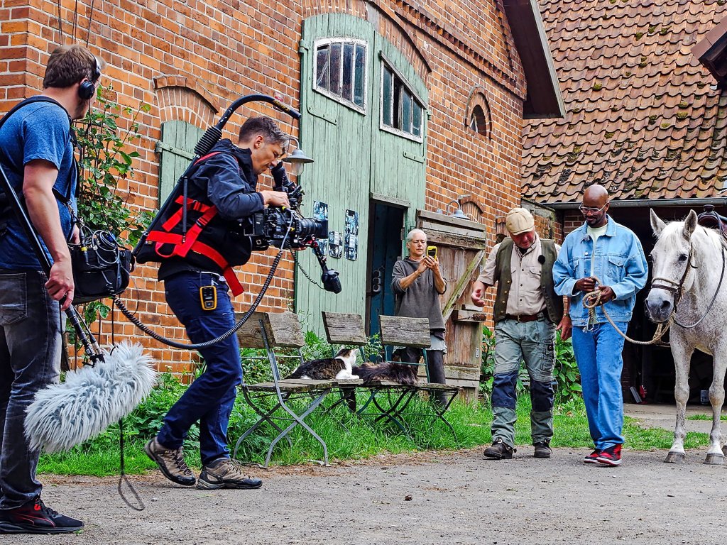 Erini sorayotgan xotinlar (ruscha rasm)