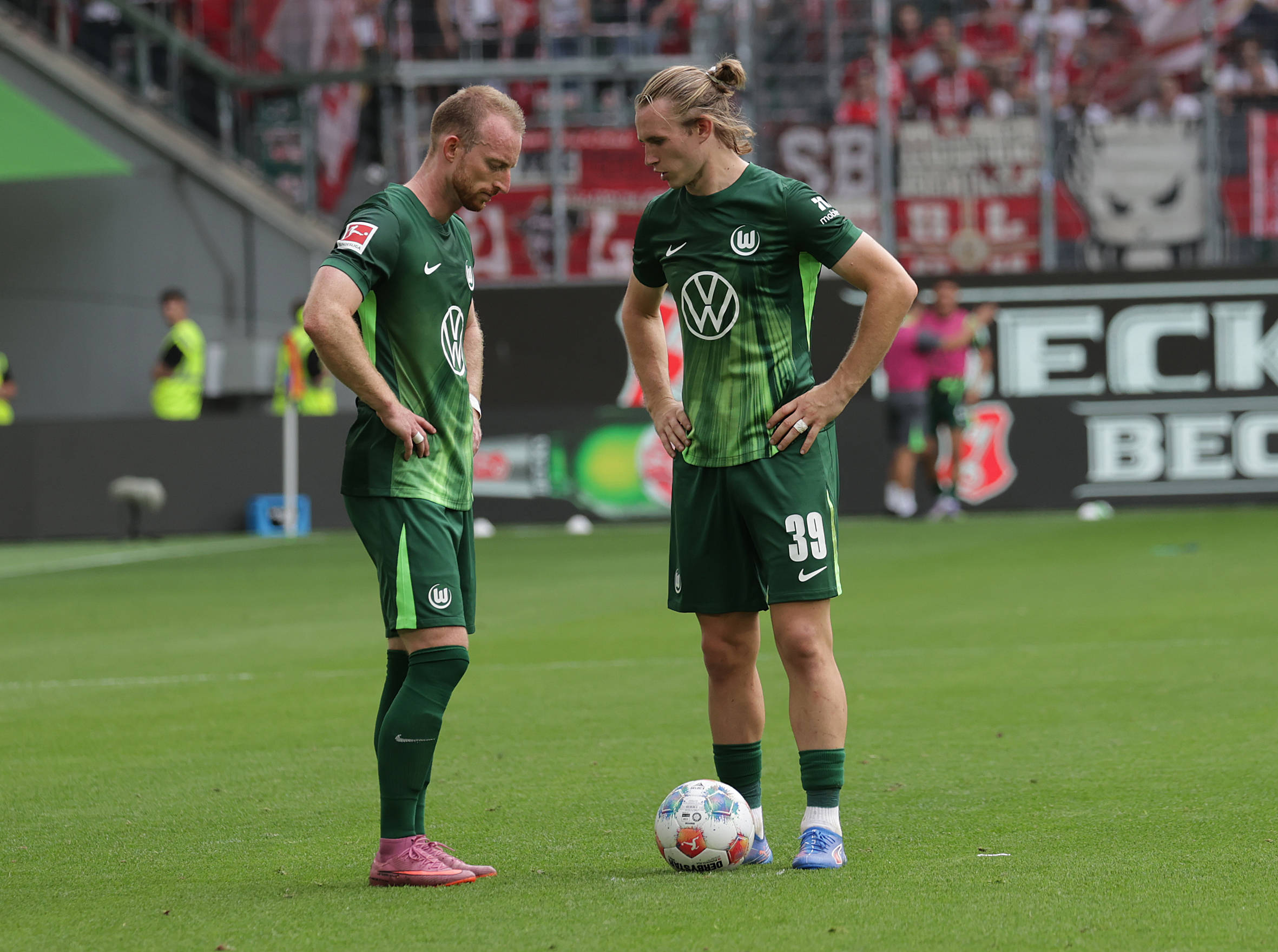 Candyariel onlyfans looks like like her photos and I think