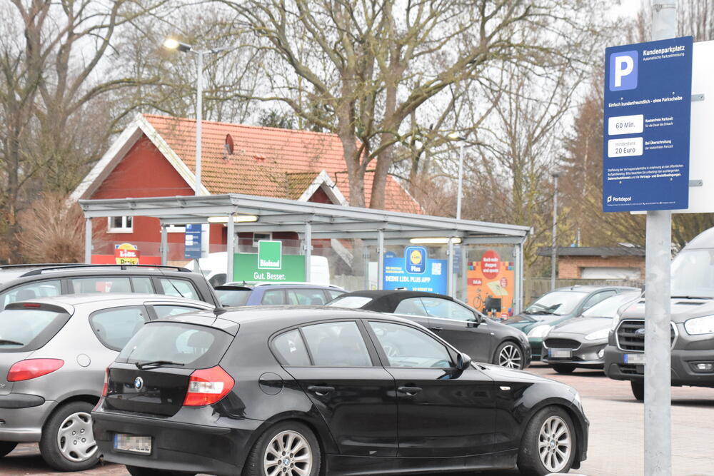 Hannover: Parkhaus am Bahnhof - Hier wird das Autokennzeichen zum
