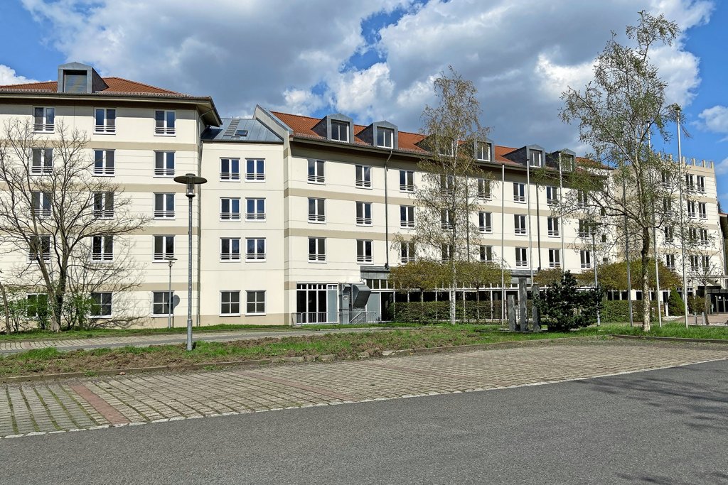 Kleinmachnow: Wird ehemaliges NH-Hotel zur Wohnanlage fr Senioren?