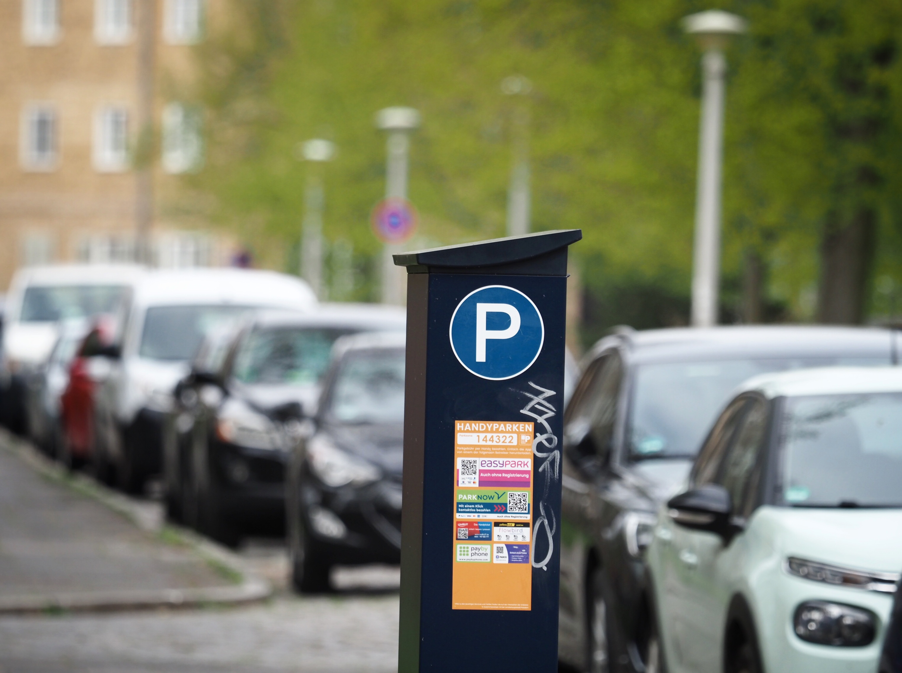 Parken soll teurer werden: Deutsche Umwelthilfe fordert höhere Parkgebühren  in ganz Deutschland