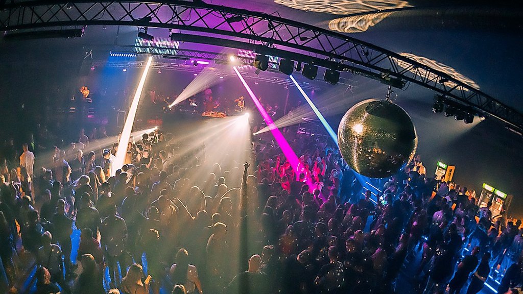 Endlich wieder Disco – das Prisma Eventhaus in Großbardau hat eröffnet