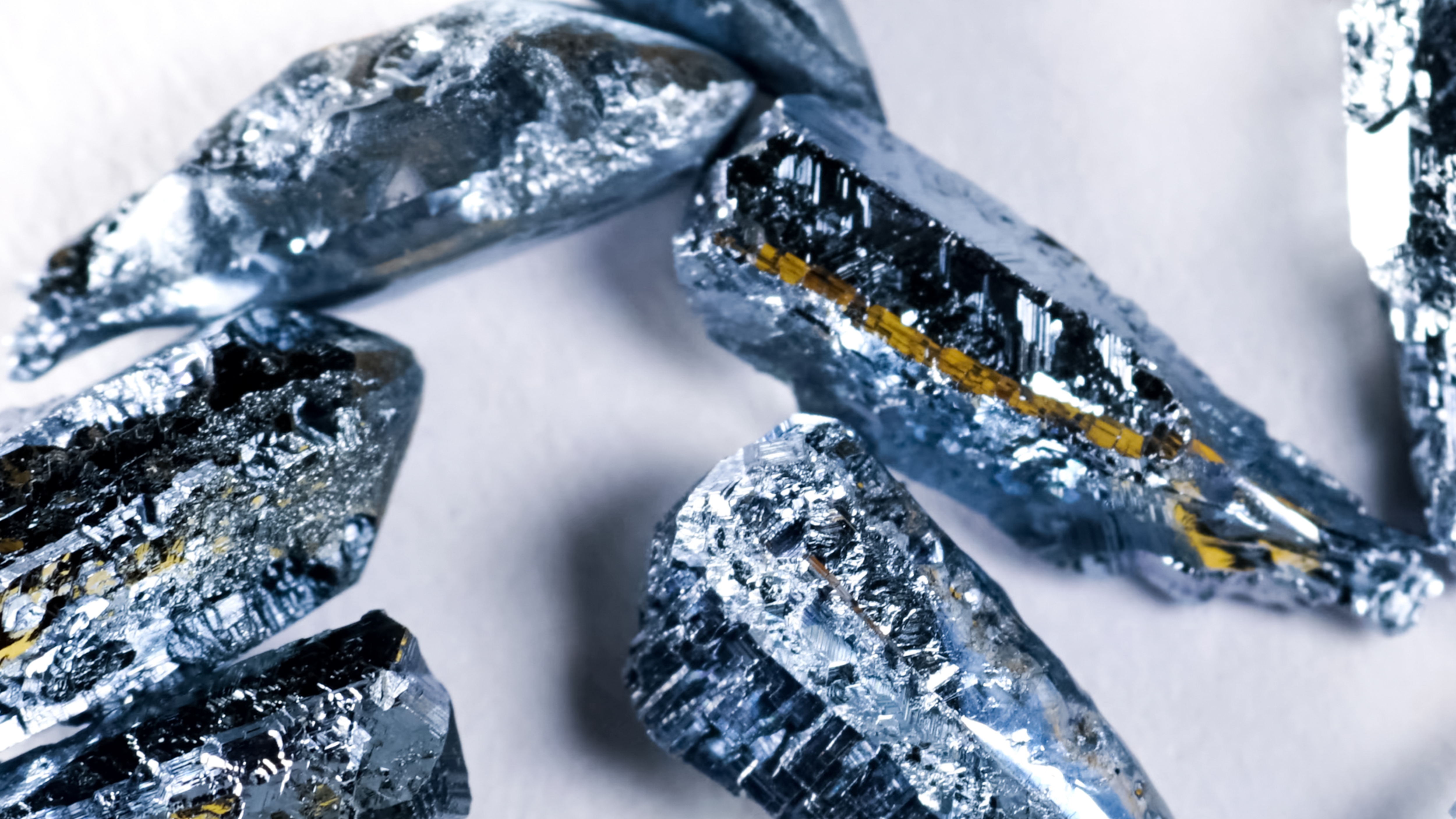 Warum der Goldpreis seit 20 Jahren steigt und was synthetisches Gold damit  zu tun hat