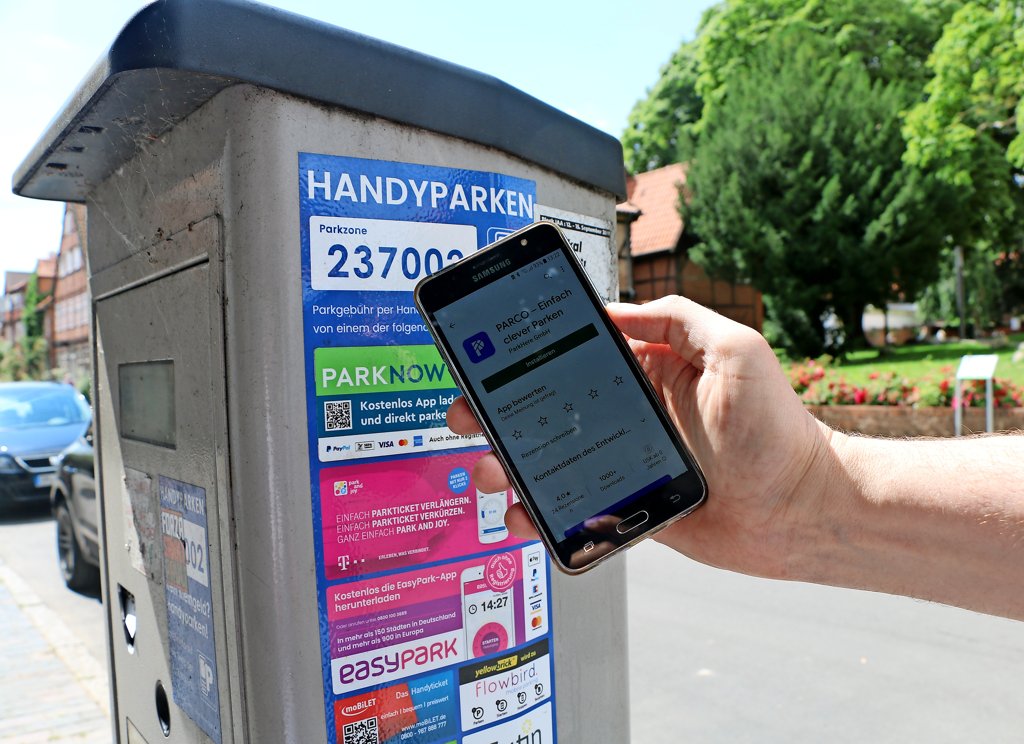 Handyparken in Deutschland: Parkschein und Bezahlen per App