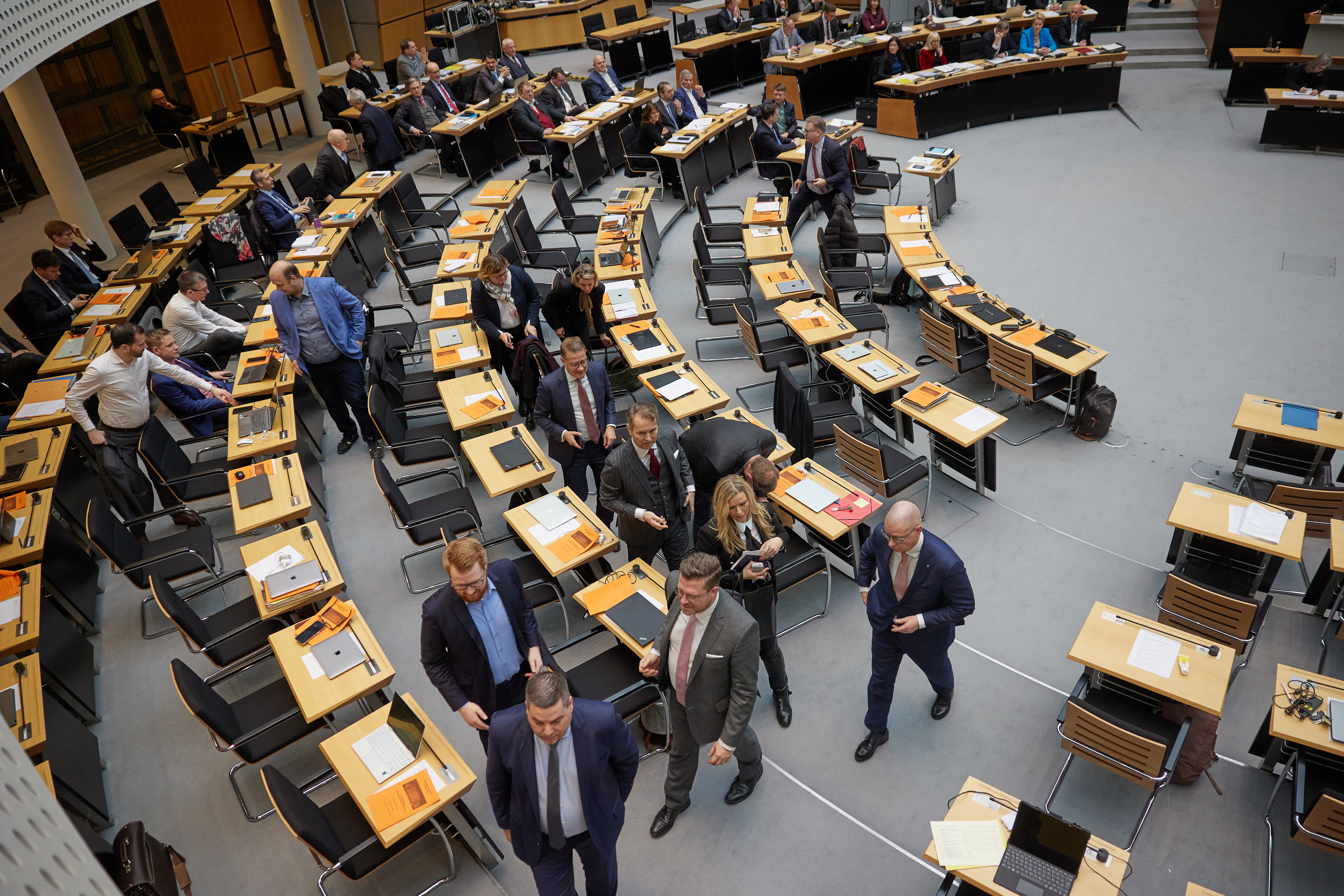 Berliner Abgeordnetenhaus - Die AfD in der lokalen Realpolitik