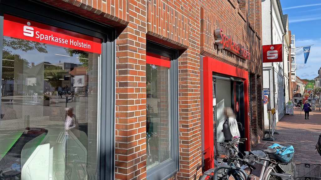 Sparkasse Holstein (Holstein Savings Bank)