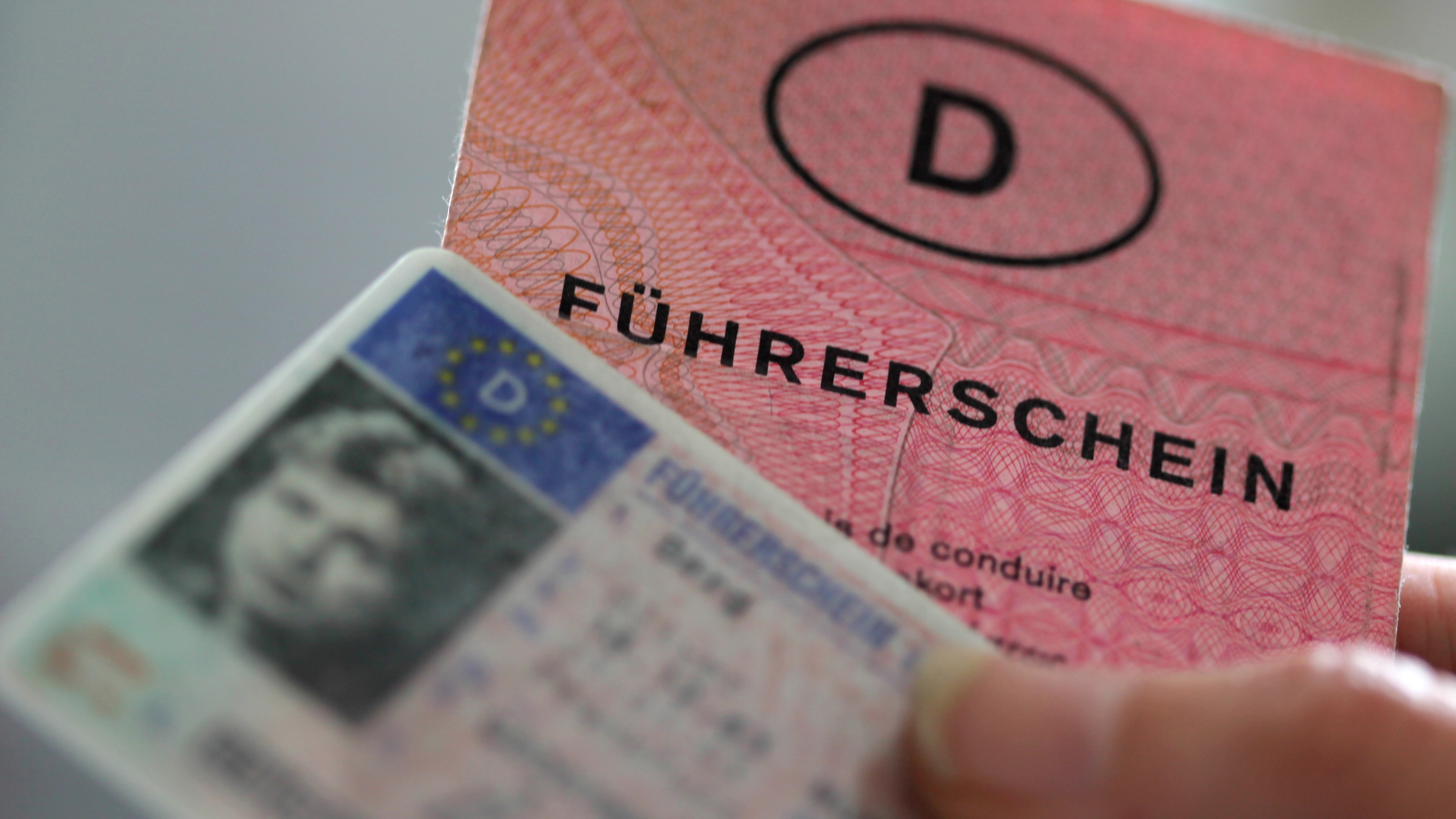 Führerschein-Umtausch: Fristen, Kosten, Pflichten