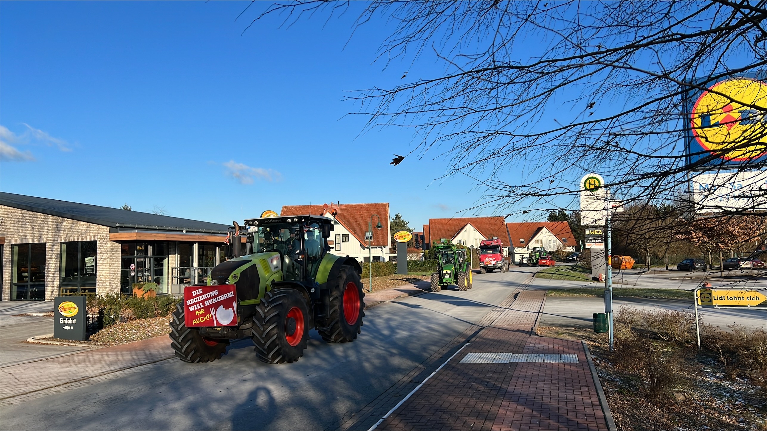 Burgdorf: Traktor-Teile auf dem Raiffeisen-Gelände gestohlen