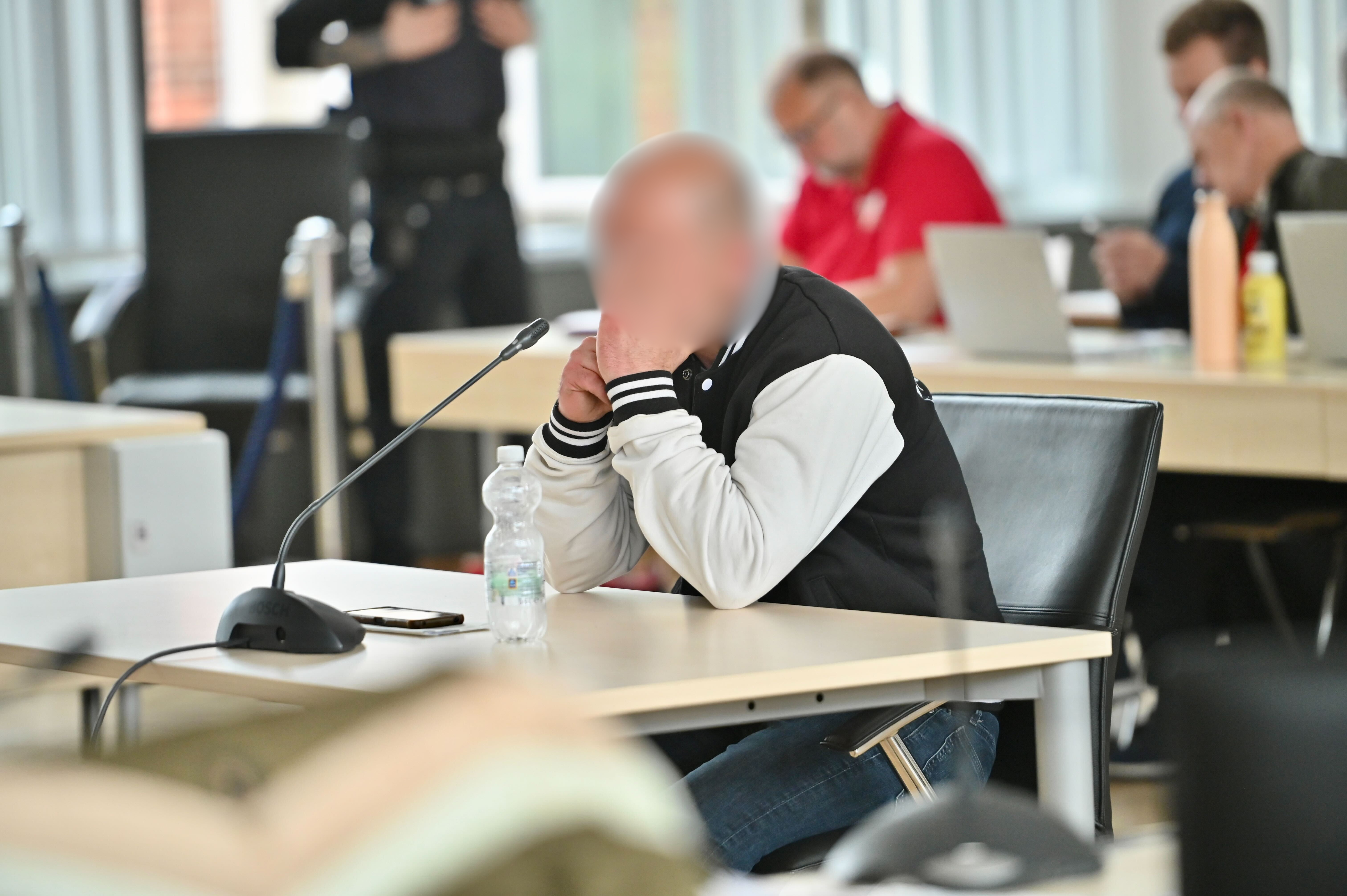 Fabian-Prozess in Rostock: Polizistin sagt zum Alibi des Vaters aus