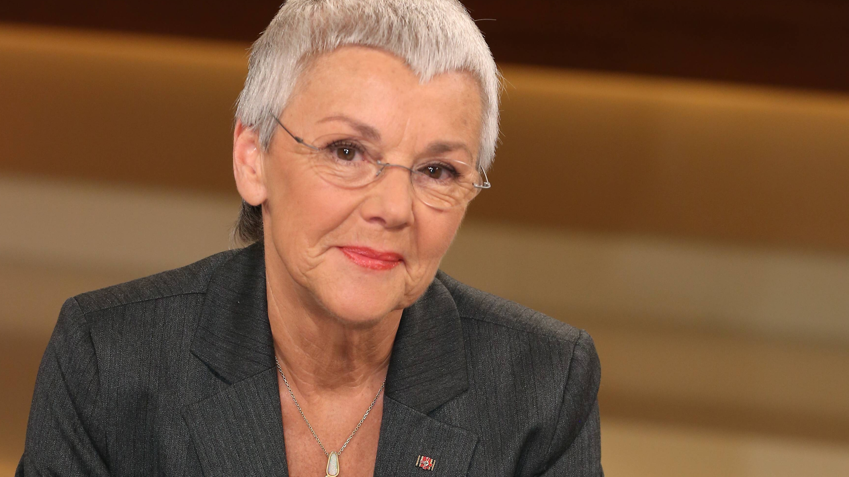 Streit um Putin-Nähe: Gabriele Krone-Schmalz muss Prozesskosten tragen