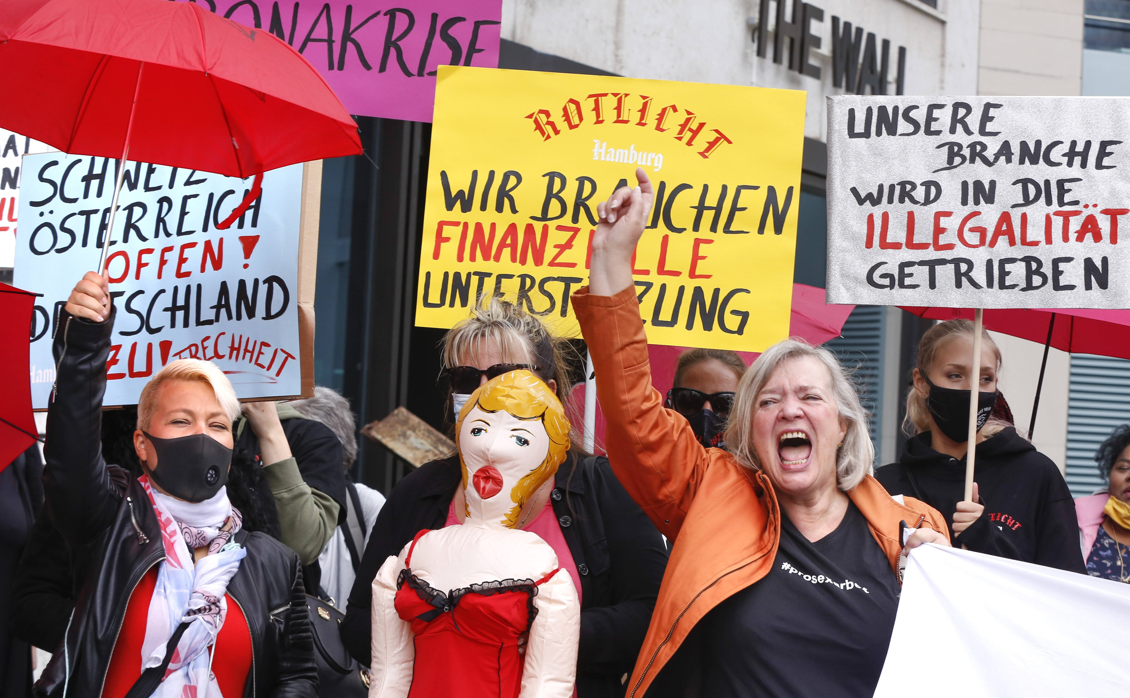 Bordellbesitzerin: Betrieb mit Sexpuppen hat mich finanziell gerettet