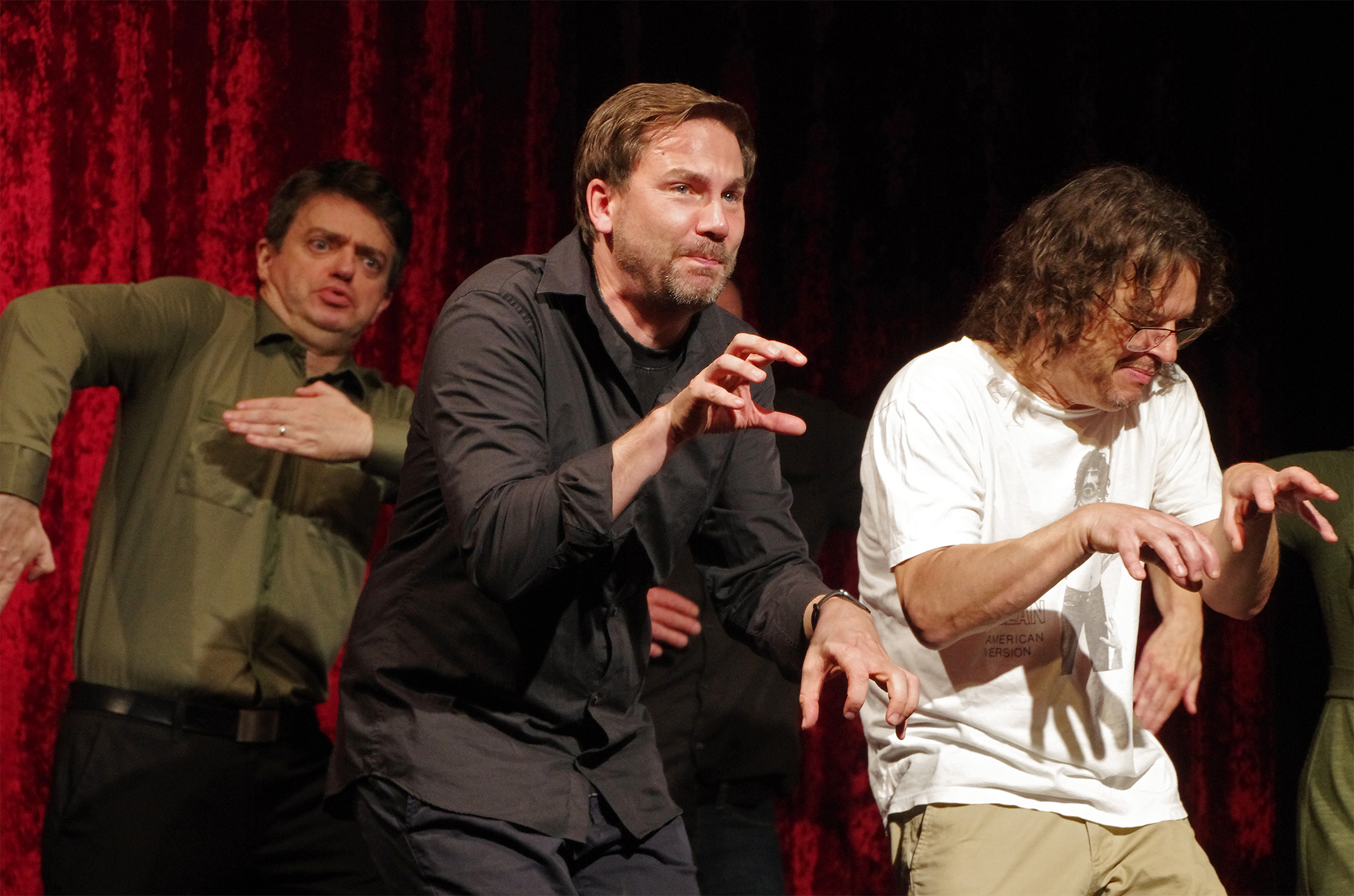 Xotin sevgilisini emizishga majbur qiladi