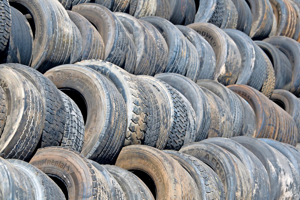 Winterreifen vs. Ganzjahresreifen -  - Suchmaschine  zur Reifen und Reifenhändler Suche