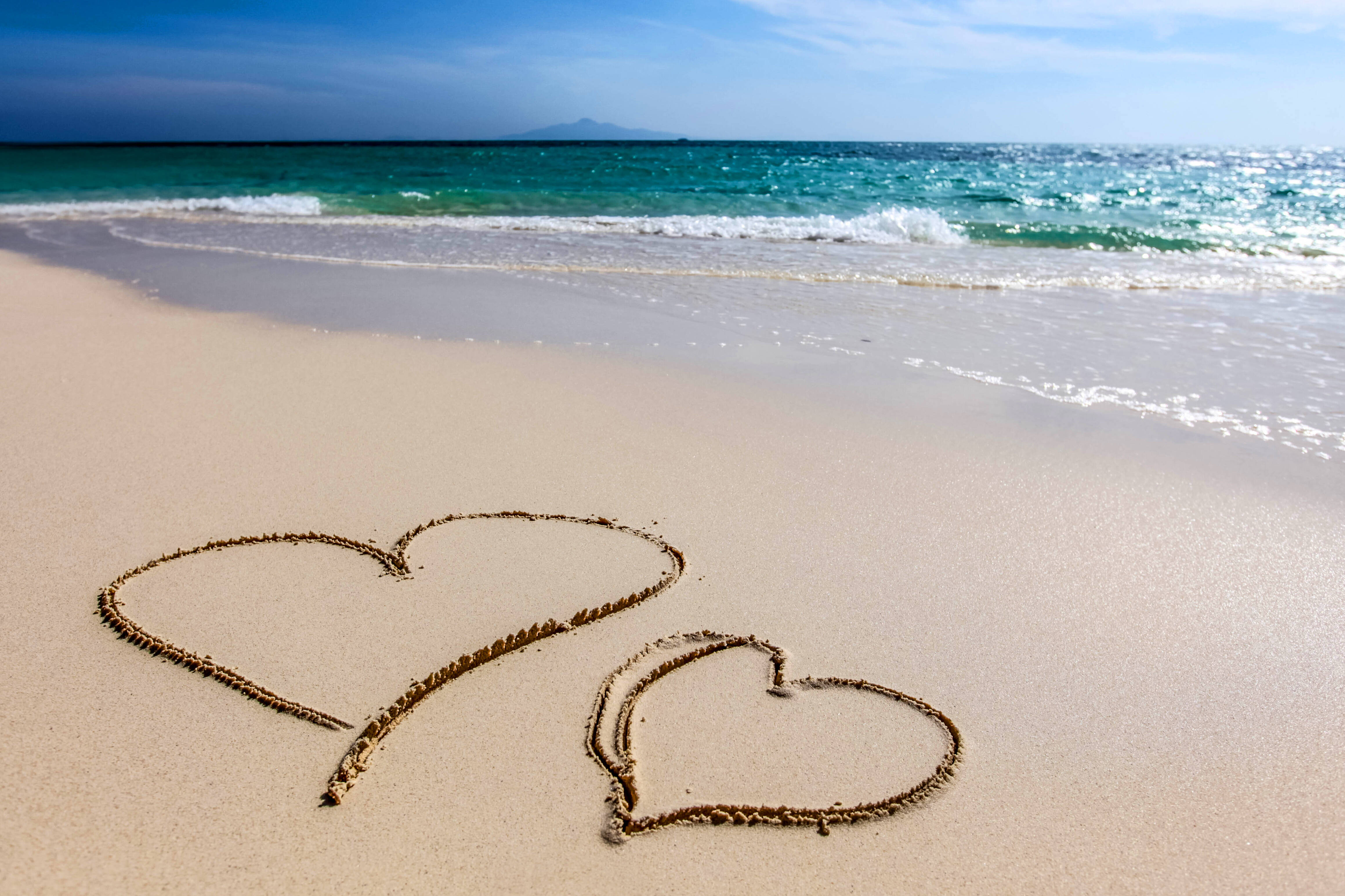 Sardinien: Gemeinde erlaubt FKK-Hochzeiten am Strand