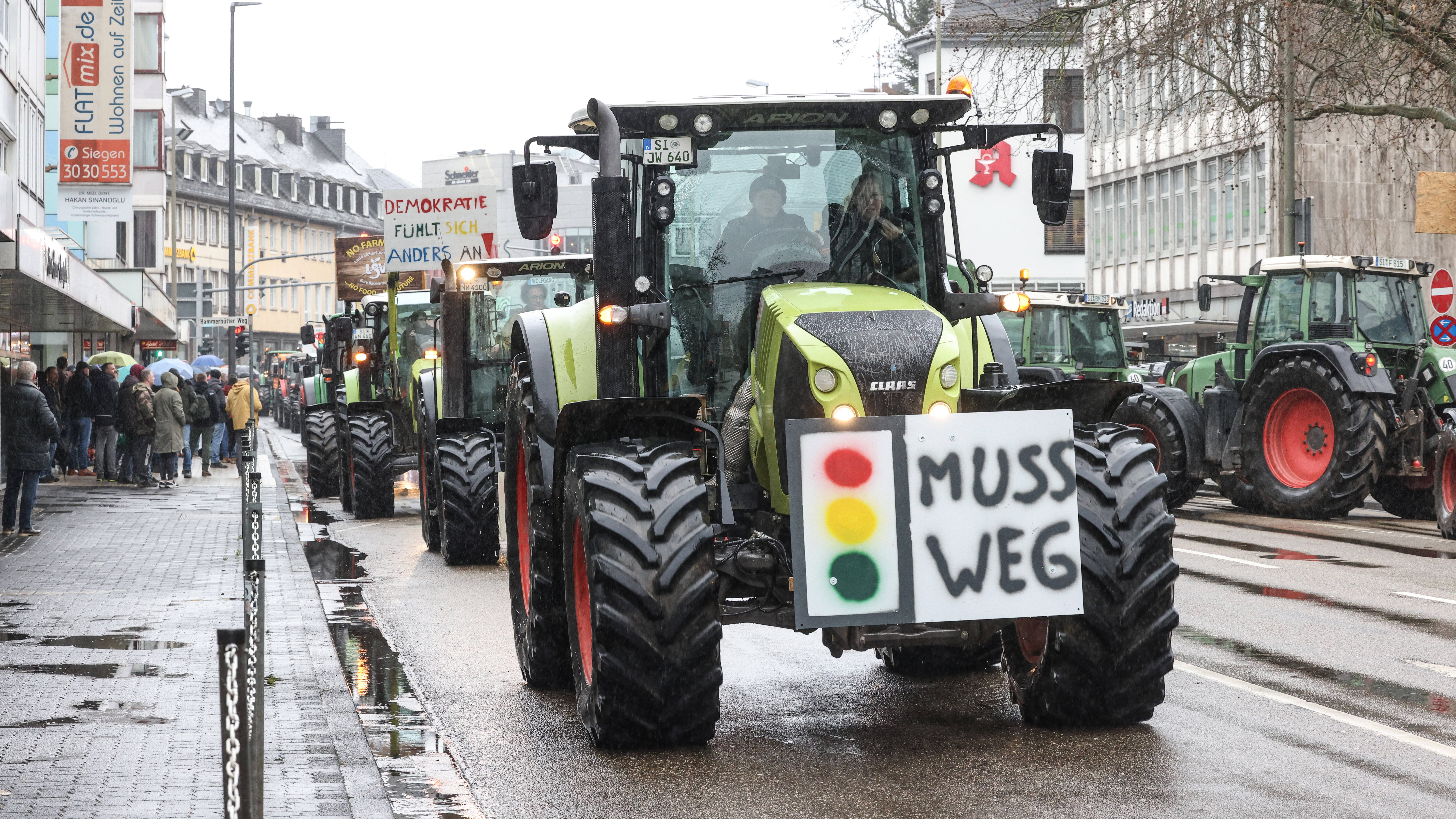 Bauern-Demo in Berlin: Landwirte fordern Die Ampel muss weg