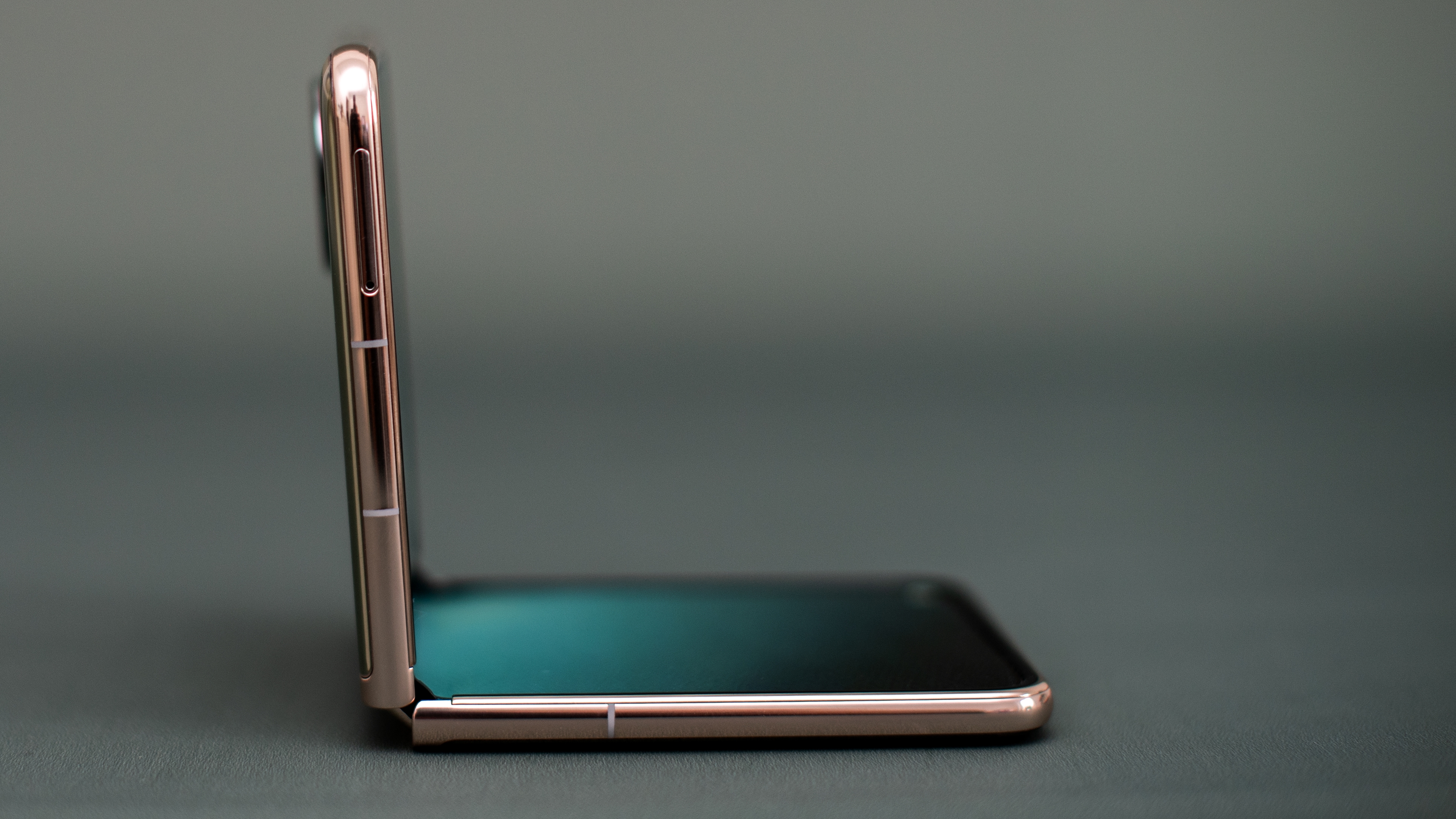 Huaweis Klapp-Handy P50 Pocket im Test: Besser als Samsungs Galaxy Z Flip3?