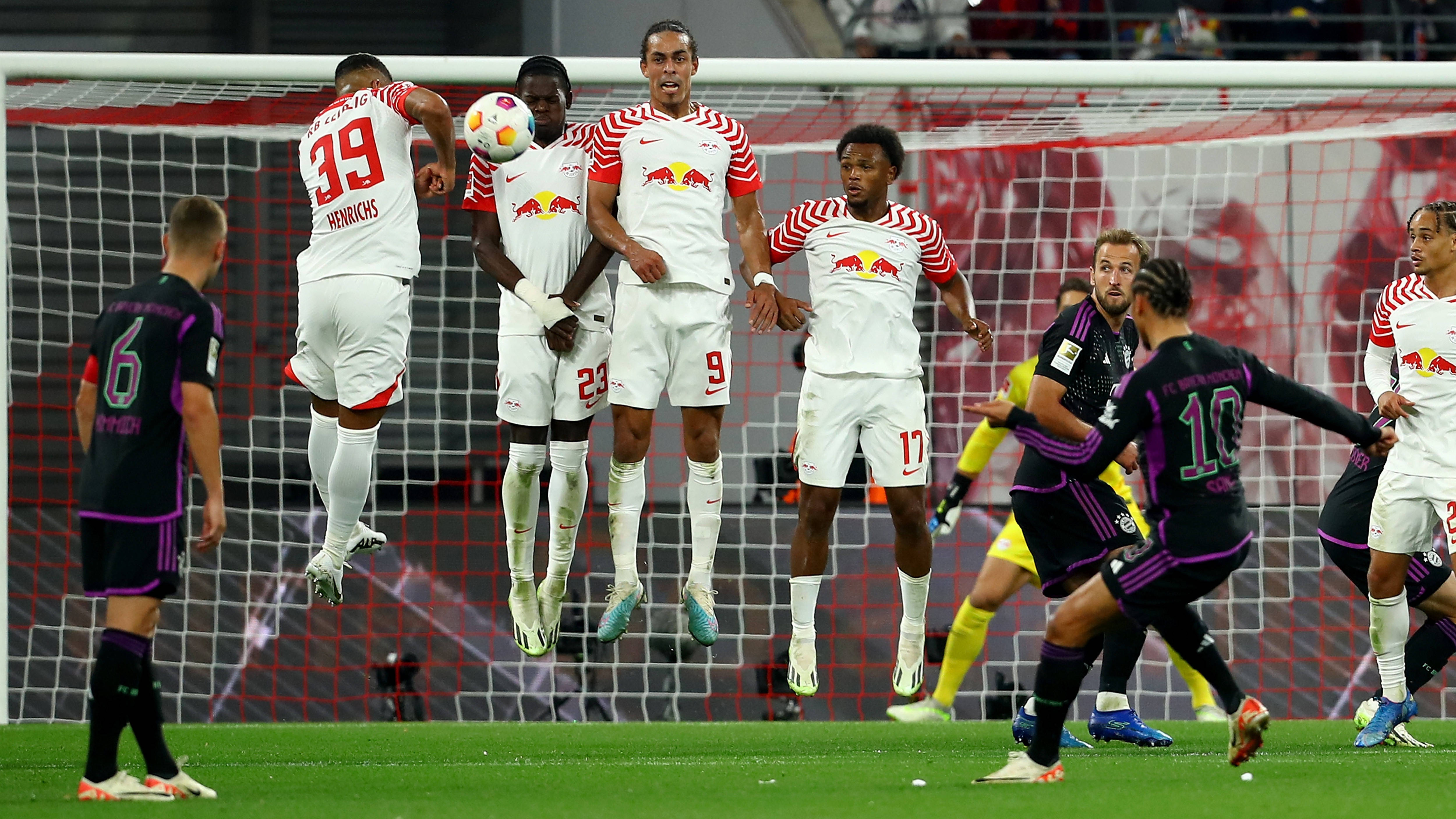 Leipzig-Remis gegen Bayern Rose und Poulsen hadern mit Elfmeter-Szene