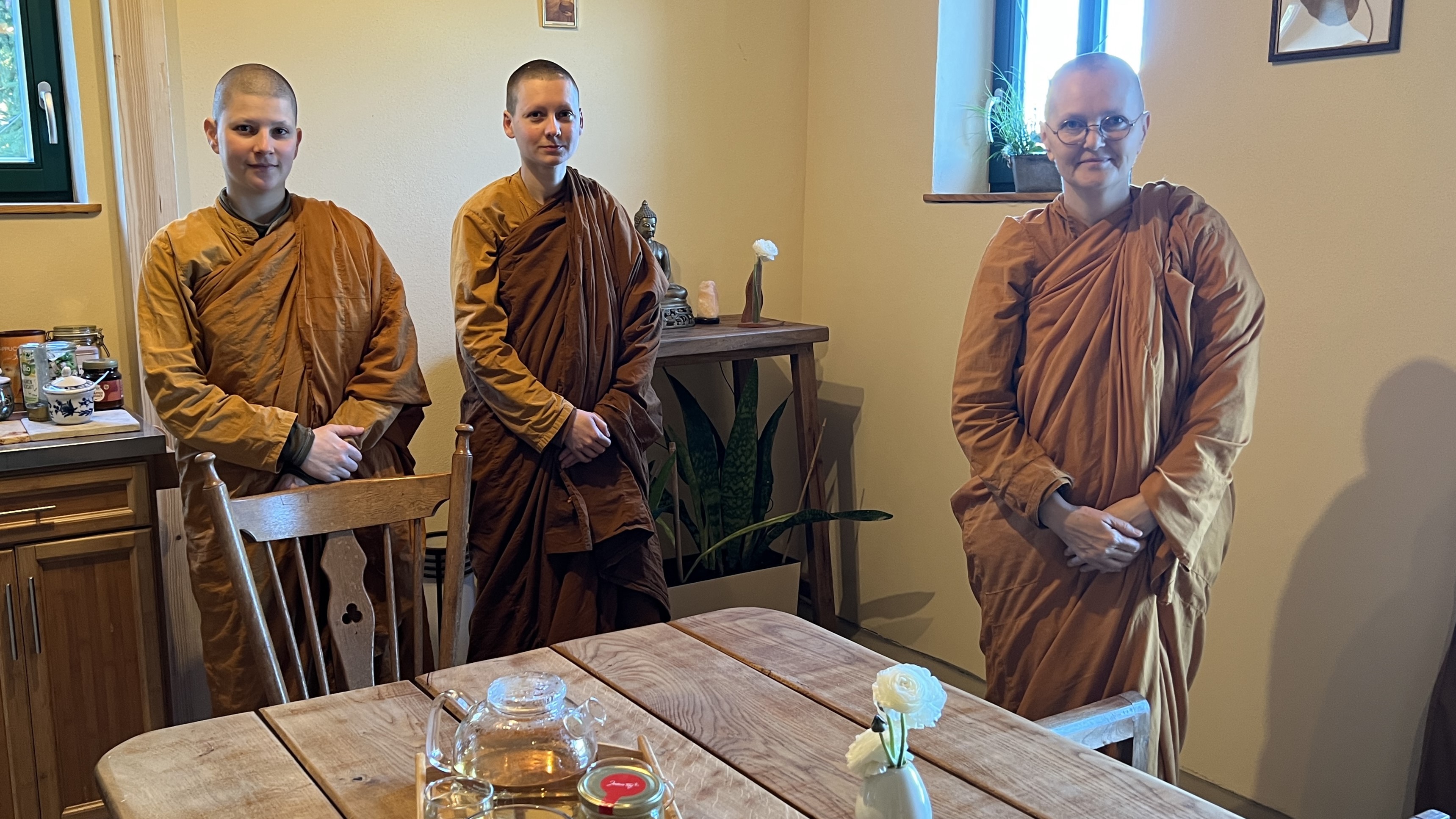 Yashirin kamera xotini aldash onlayn tomosha qilish