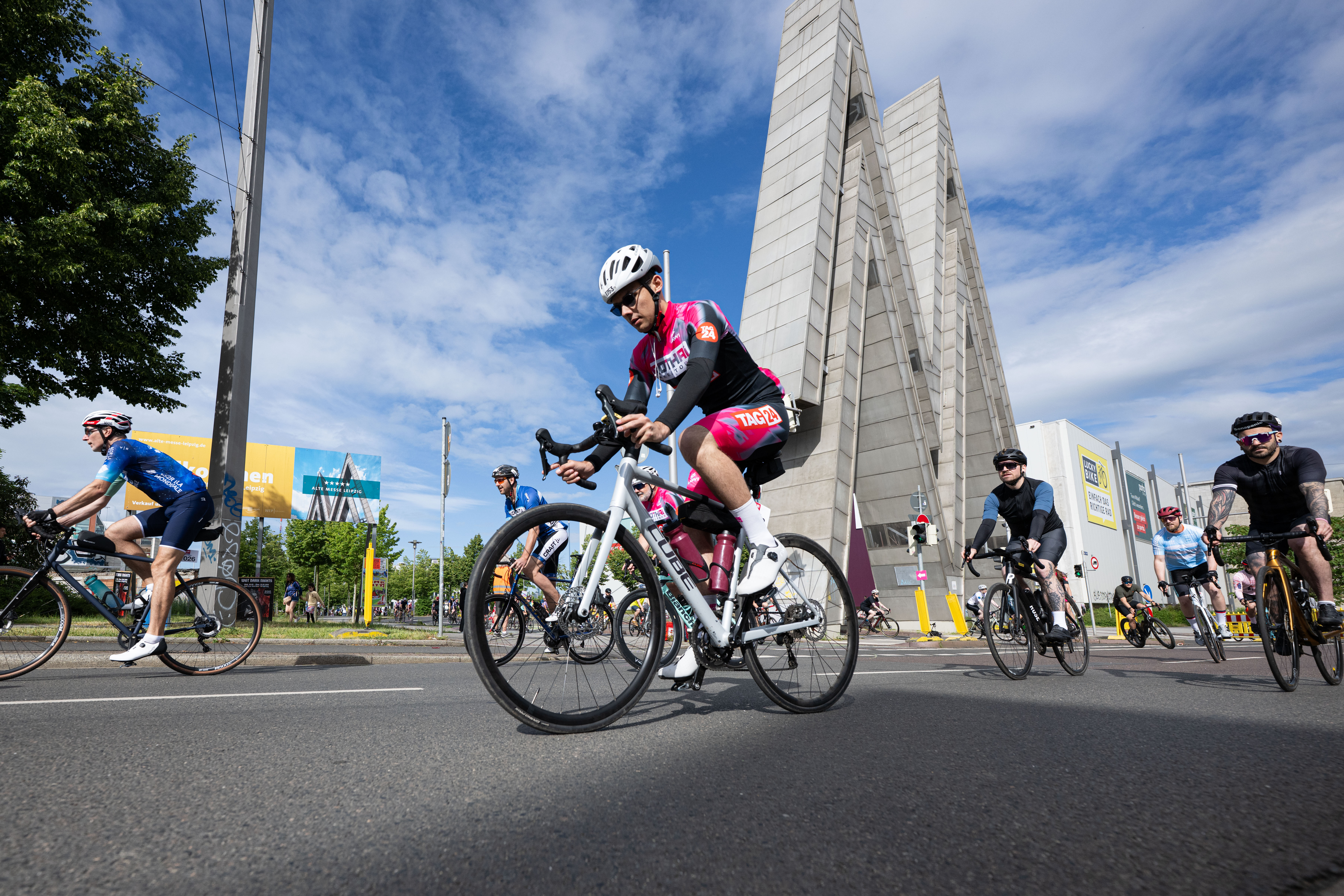 neuseenClassics 2026: Die schnsten Bilder vom Jedermannrennen ber 60  Kilometer