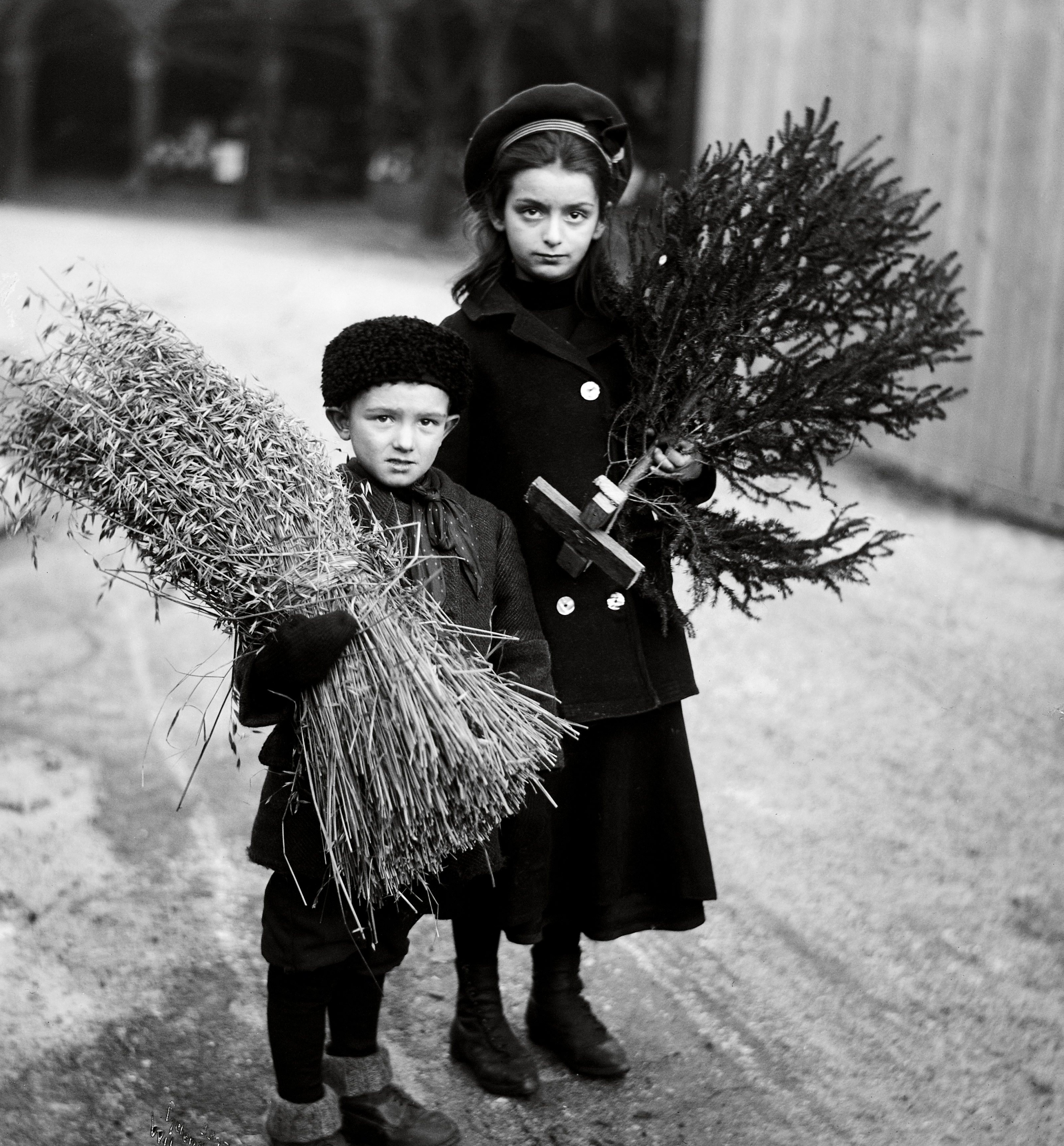 Anders B. Wilse ville vært 150 år i år, og forlaget Press har utgitt praktboken med hans fotografier. FOTO: PRESS