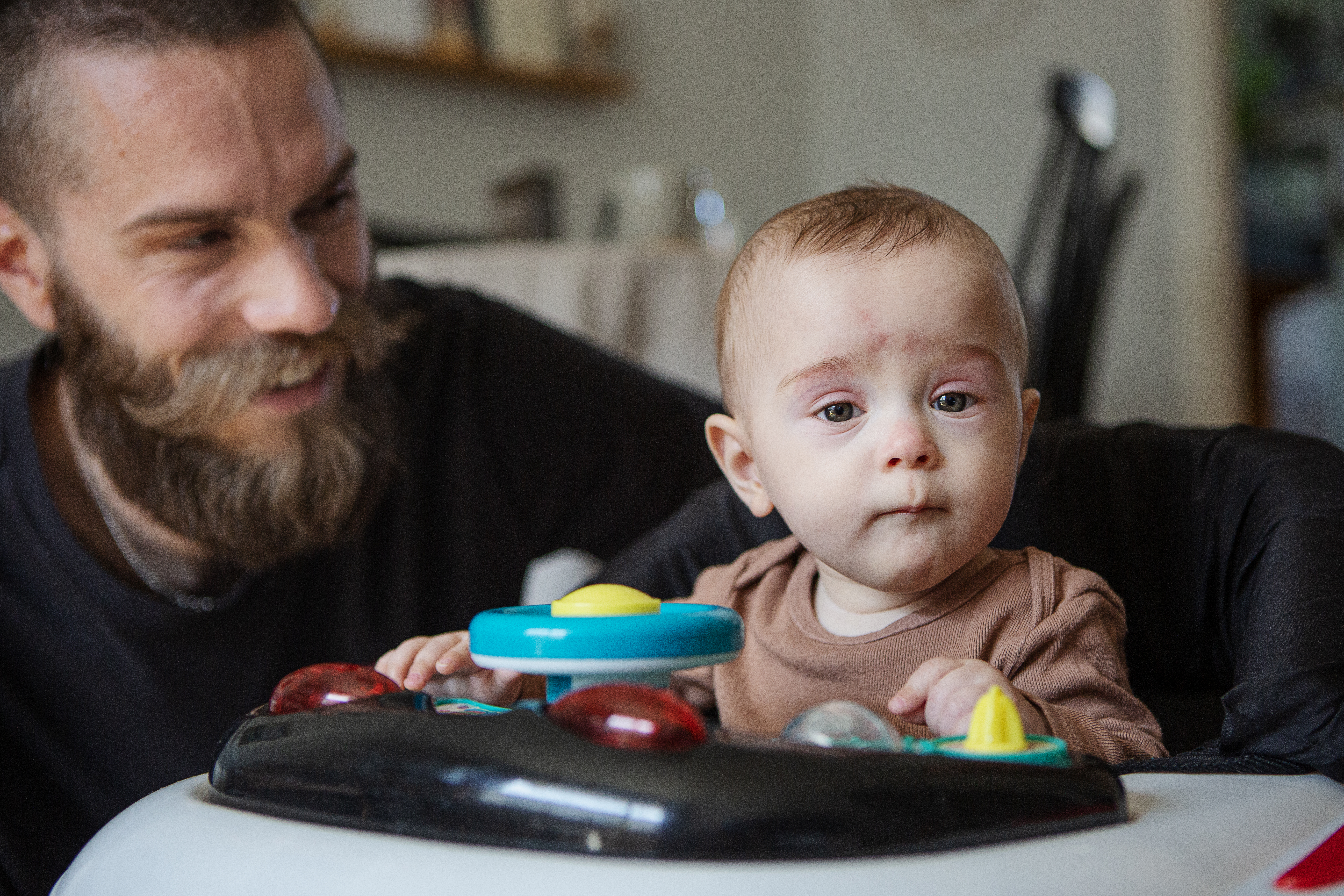 Frida Långberg och Linus Långberg gick igenom en mycket tuff graviditet. Läkarna trodde aldrig att barnet Liljan skulle överleva, men mot alla odds så är hon frisk och lever idag.