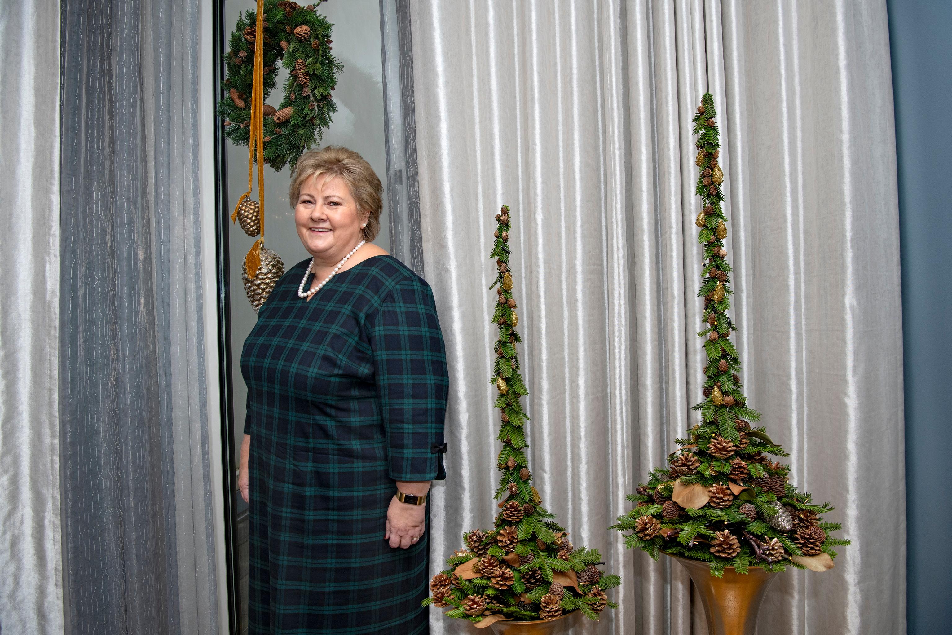 JULEINTERVJU. Erna Solberg. Statsminister. Partileder i Høyre. Politiker. Statsministerboligen. 