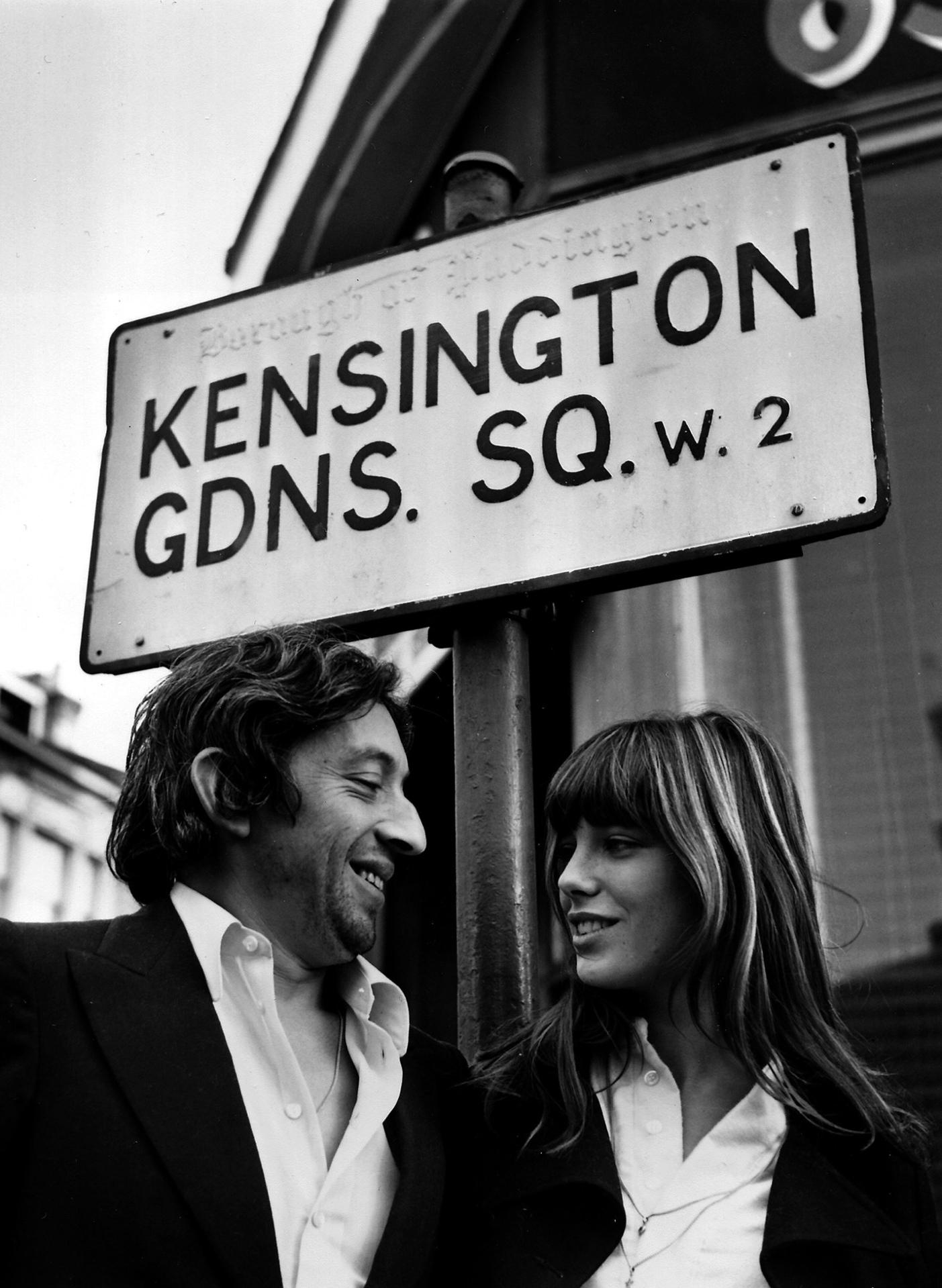 Jane Birkin og Serge Gainsbourg på besøk i London i 1971. Foto: Bob Dear/AP/NTB