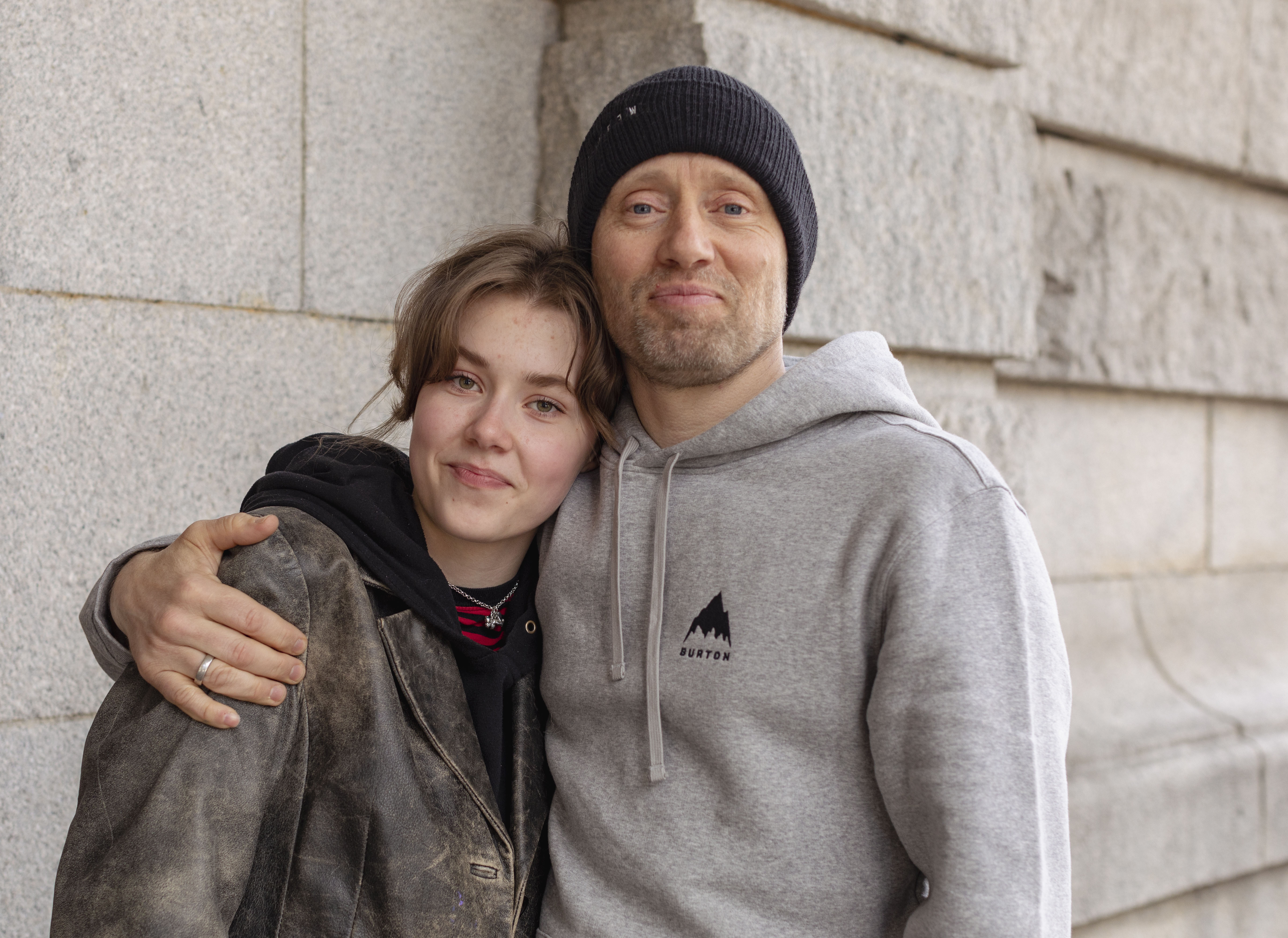 Aksel Hennie og Hannah Elise Adolfsen Fjeldbraaten (bildet) får selskap på rollelisten i «Stayer» av Ane Dahl Torp, Jeppe Beck Laursen, Marian Saastad Ottesen og Jørgen Cleve Broch. Foto: Lars Olav Dybvig