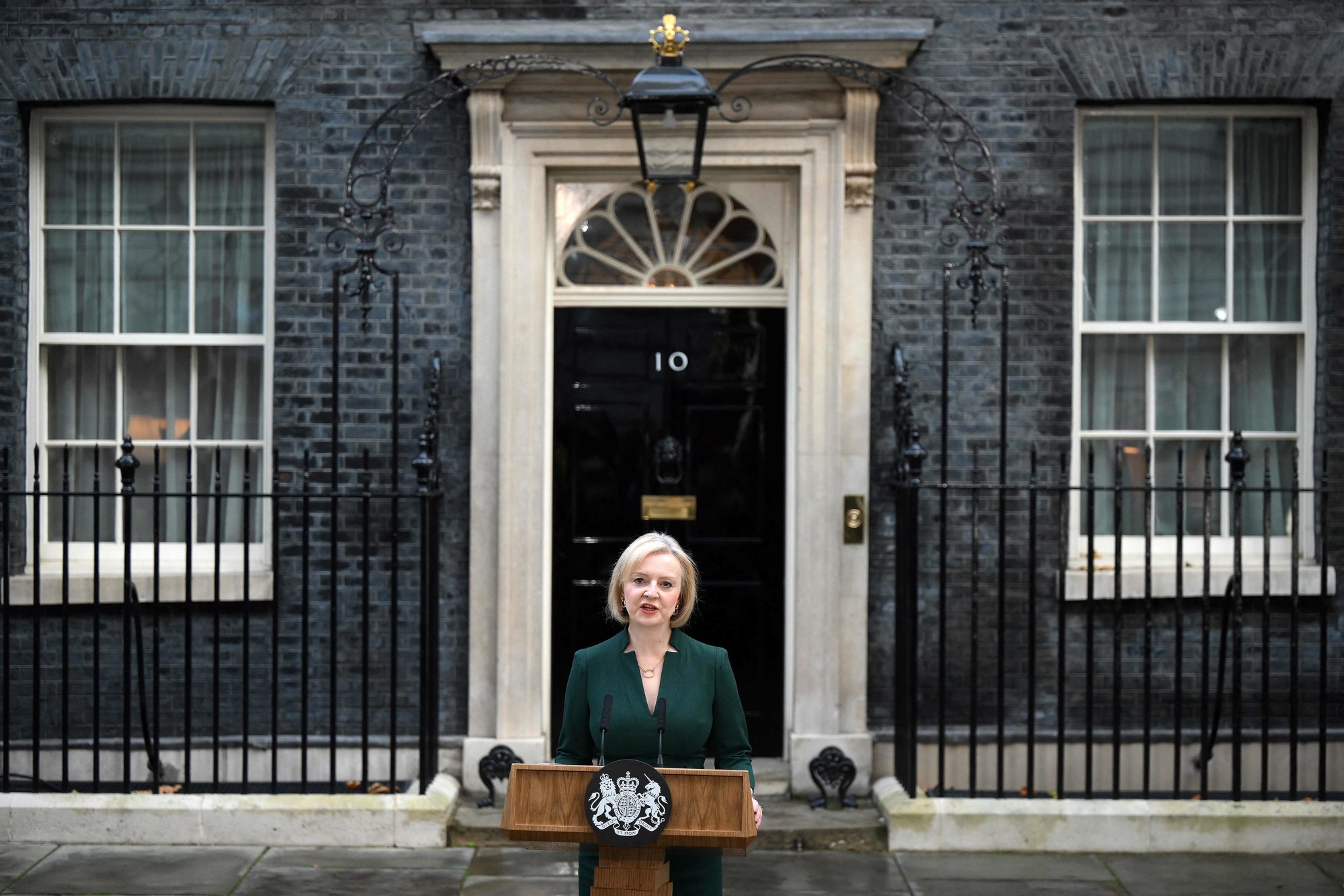 Etter kun seks uker i Downing Street var det Liz Truss sin tur til å ta farvel.