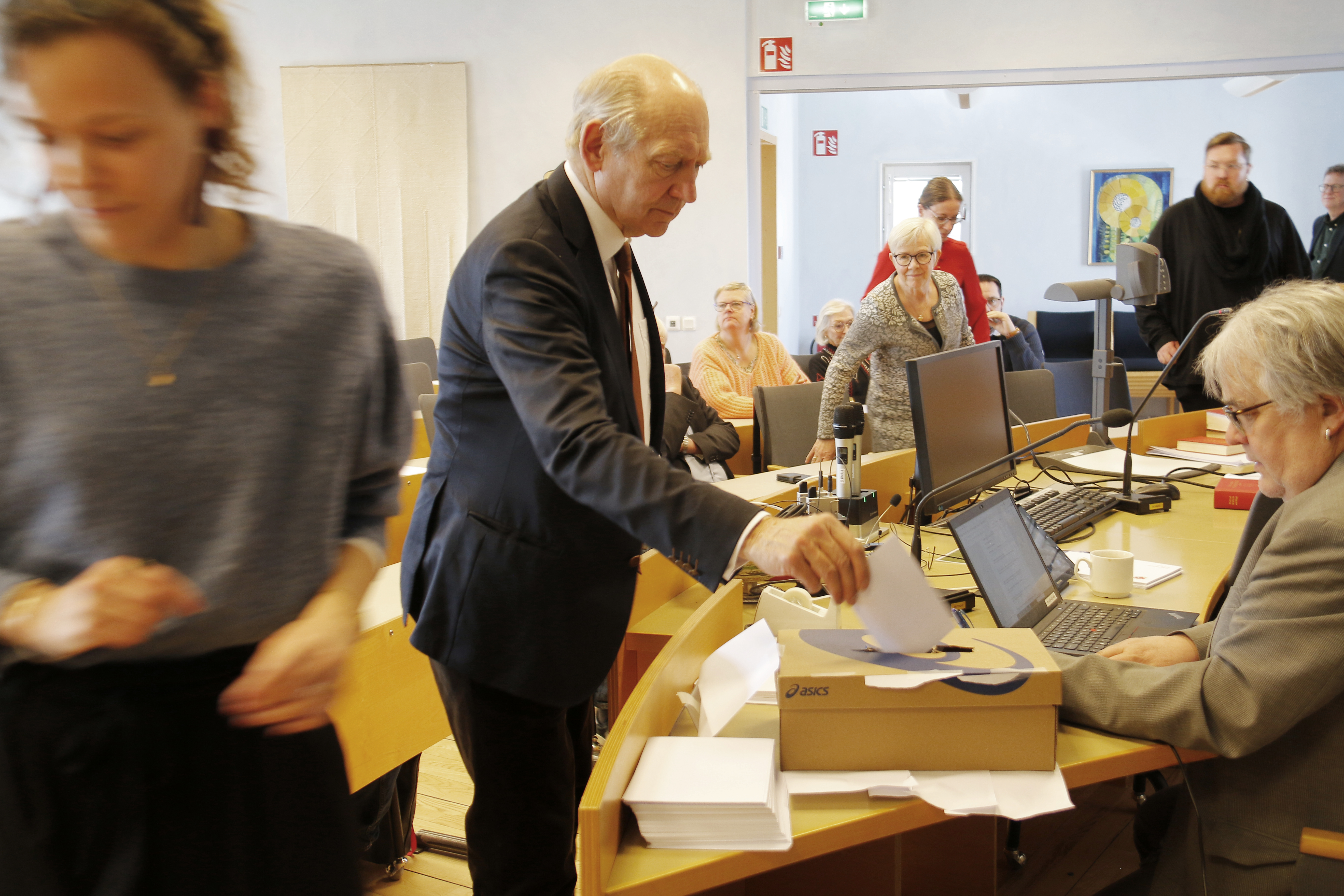 Nomineringsval i stiftets hus i Uppsala, då en ny ärkebiskop ska utses i Svenska kyrkan.