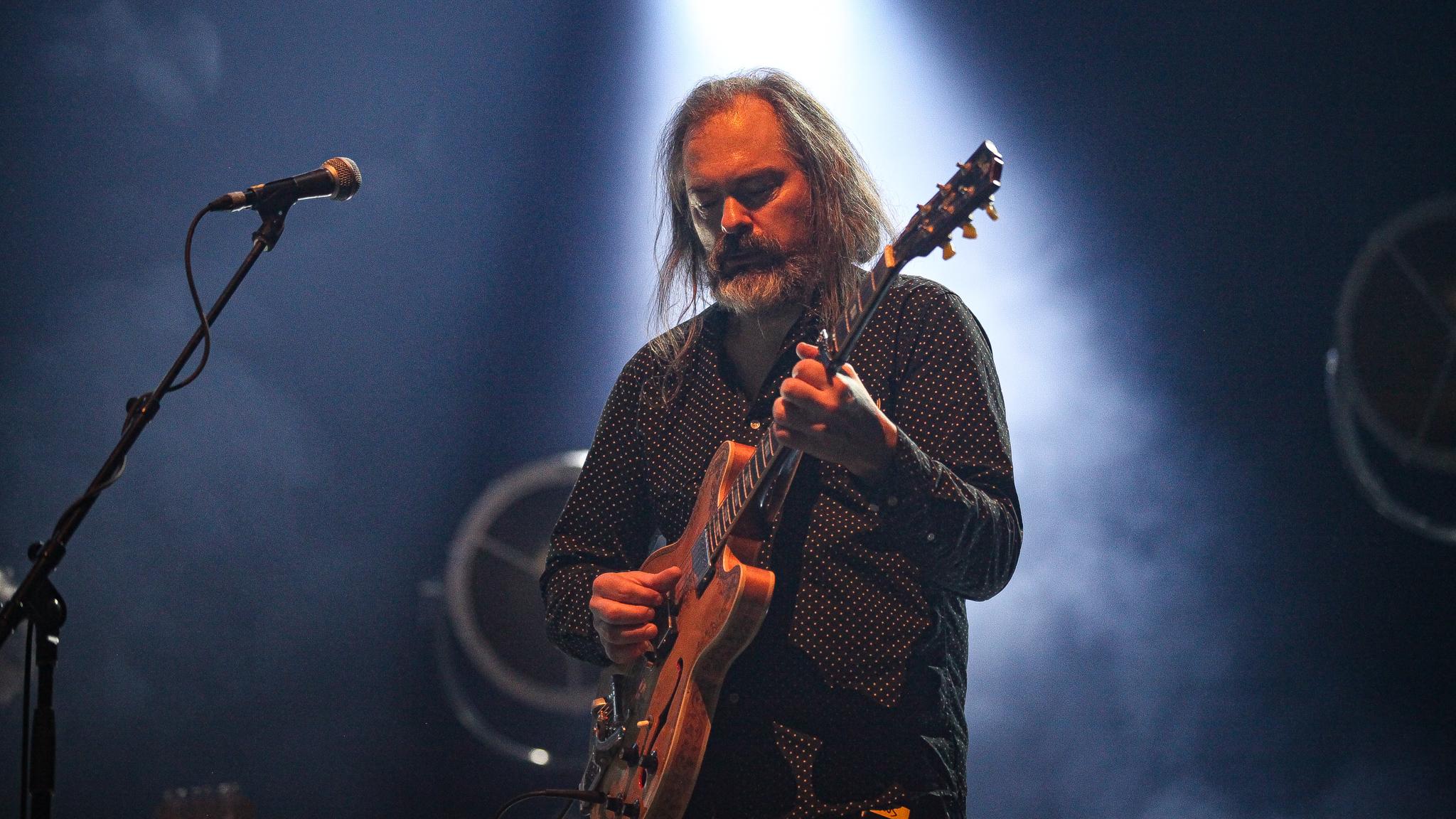 Motorpsycho-gitarist Snah i Operaen.