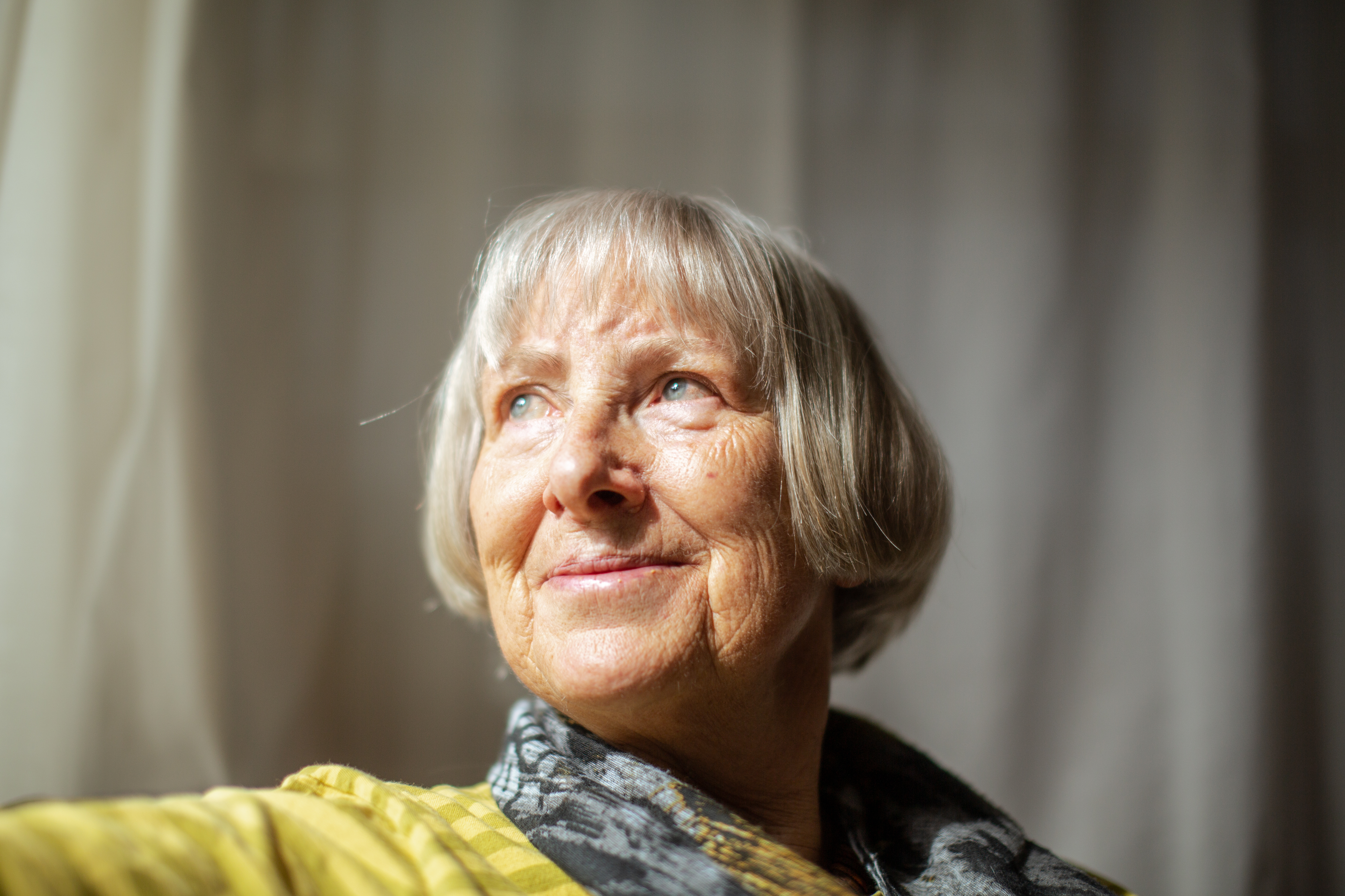 04.05.22 Portrett med Audgunn Oltedal. Fotografert i hjemmet sitt i Lommedalen